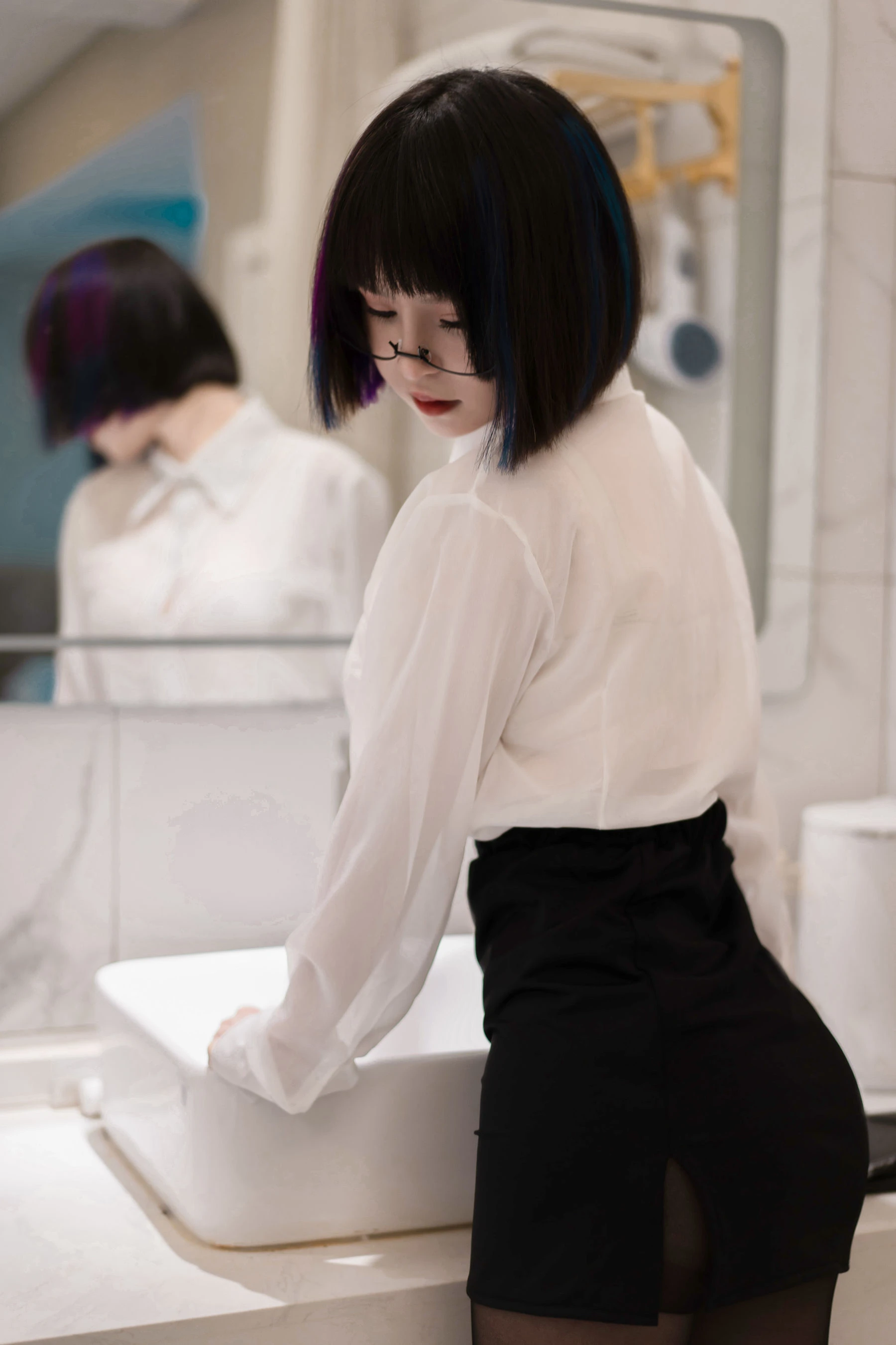 美少女晕崽 – 迷情小秘插图3