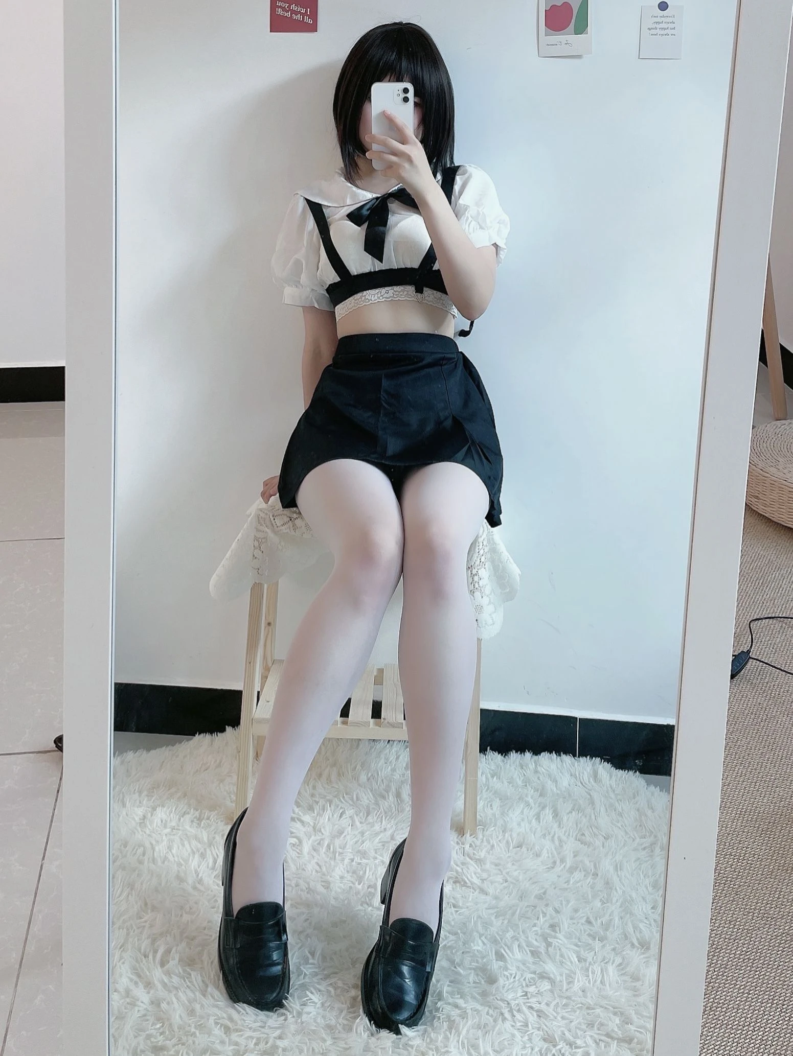 动漫博主田璐璐 – 白丝短裙插图7