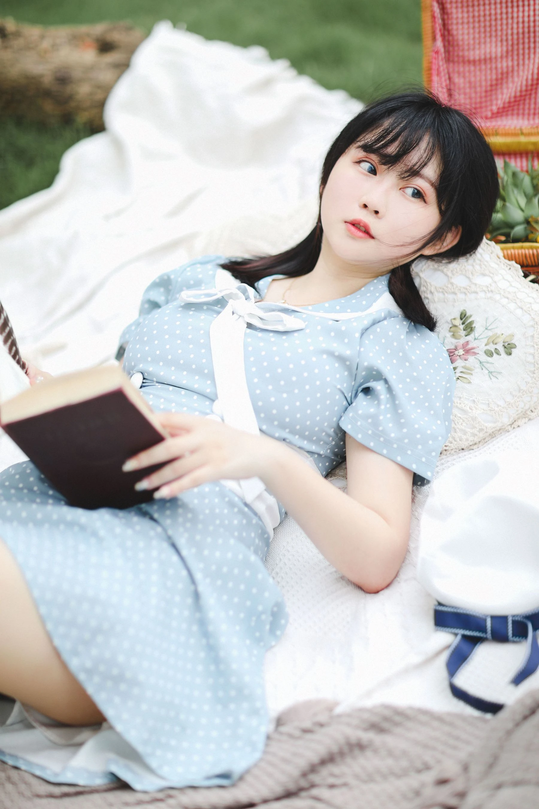 蜜桃少女是依酱呀 欧风插图2