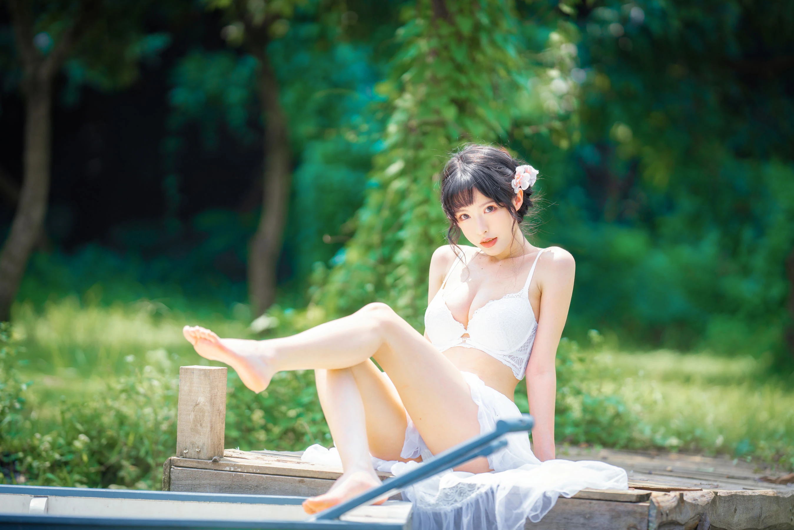 尤物清水由乃 – 蕾丝花园插图3