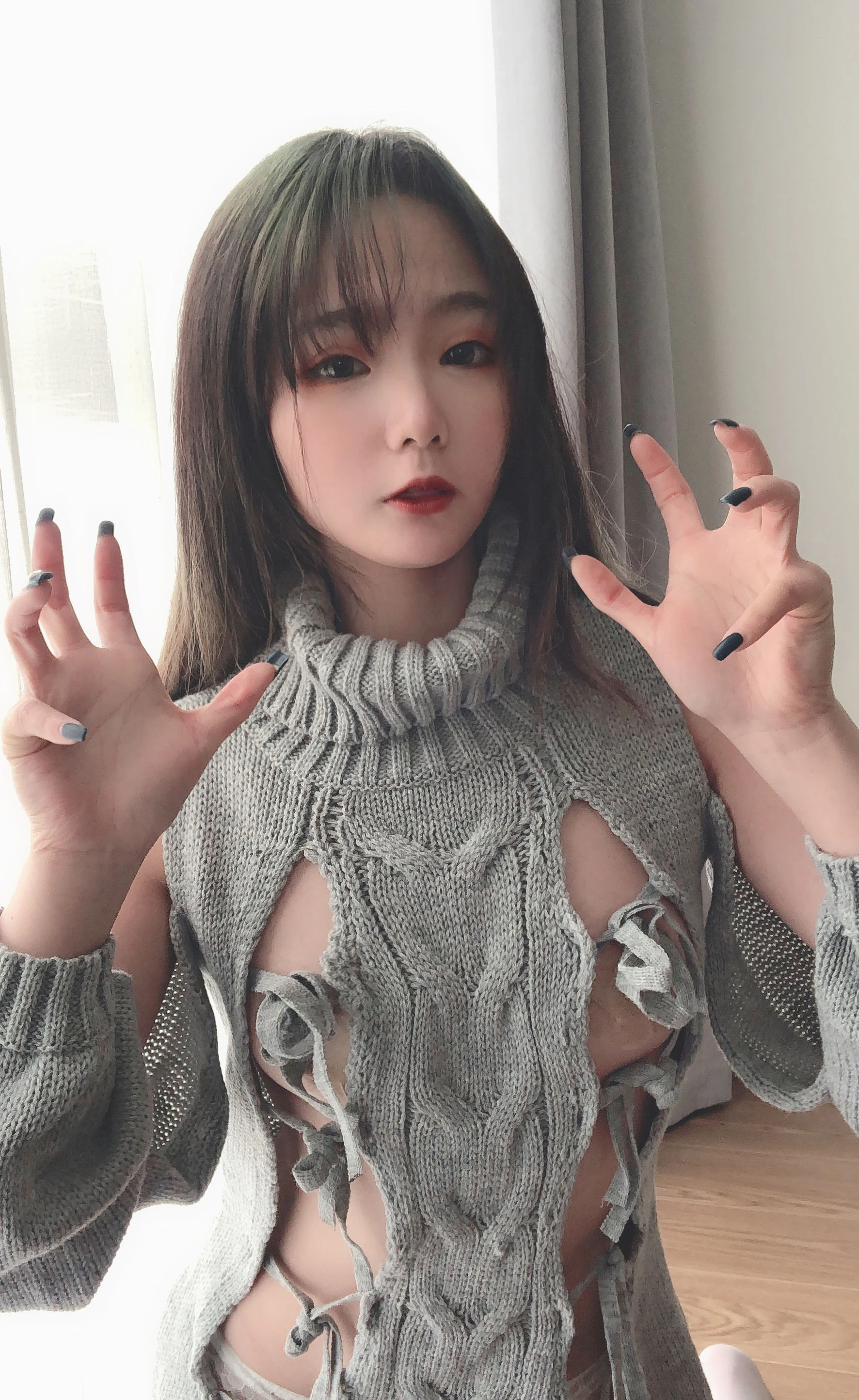 萌妹是青水 露背毛衣插图6