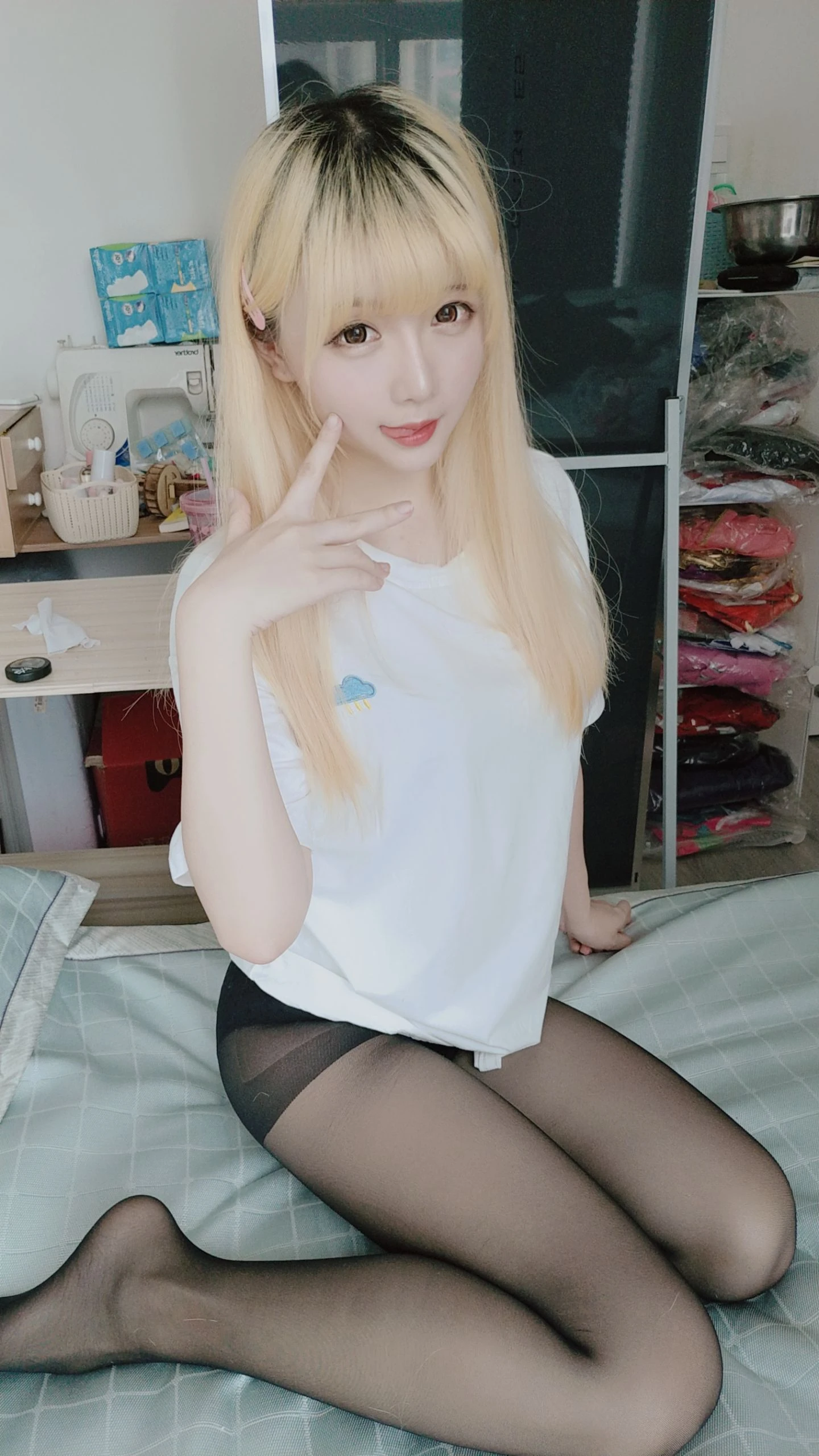 Coser小姐姐星之迟迟 白T恤插图4