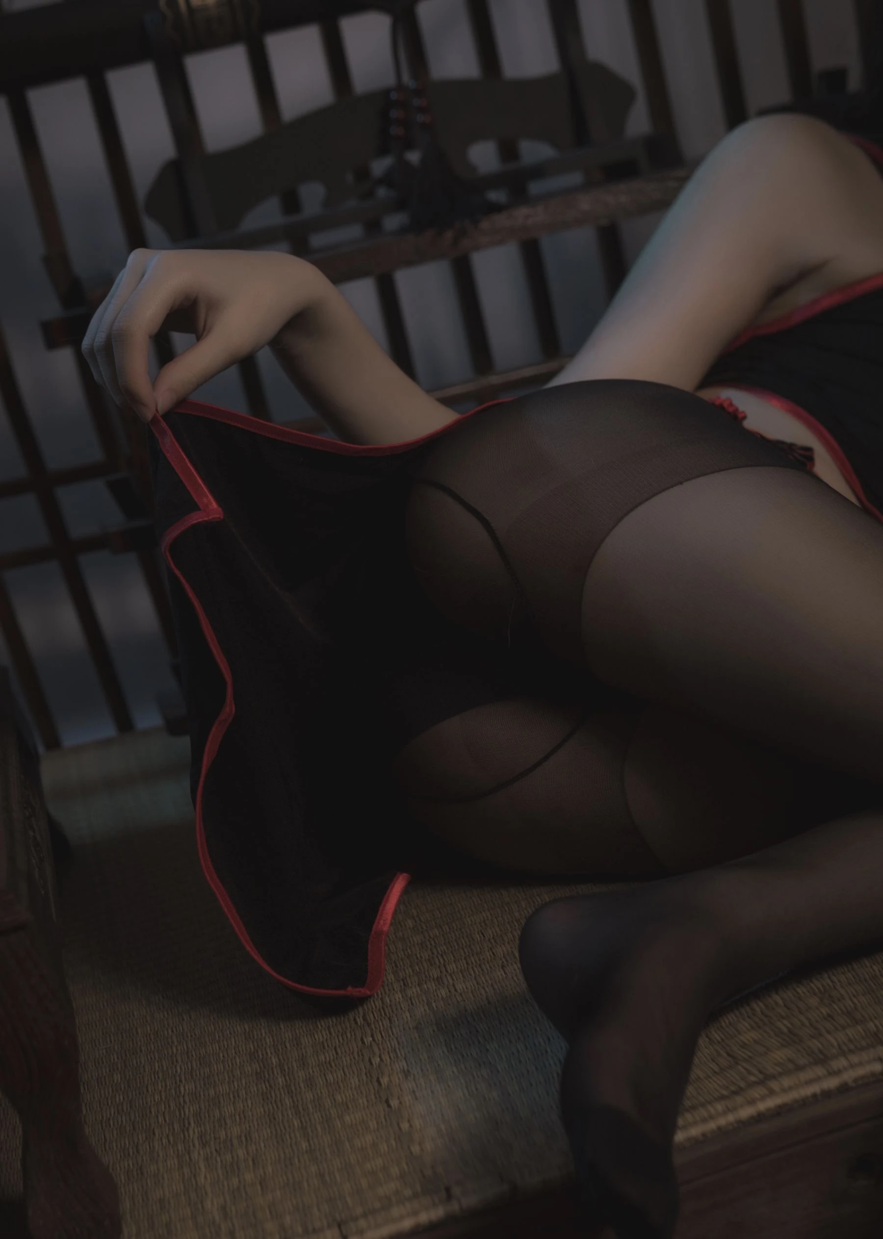 动漫博主南桃Momoko 黑旗袍插图3