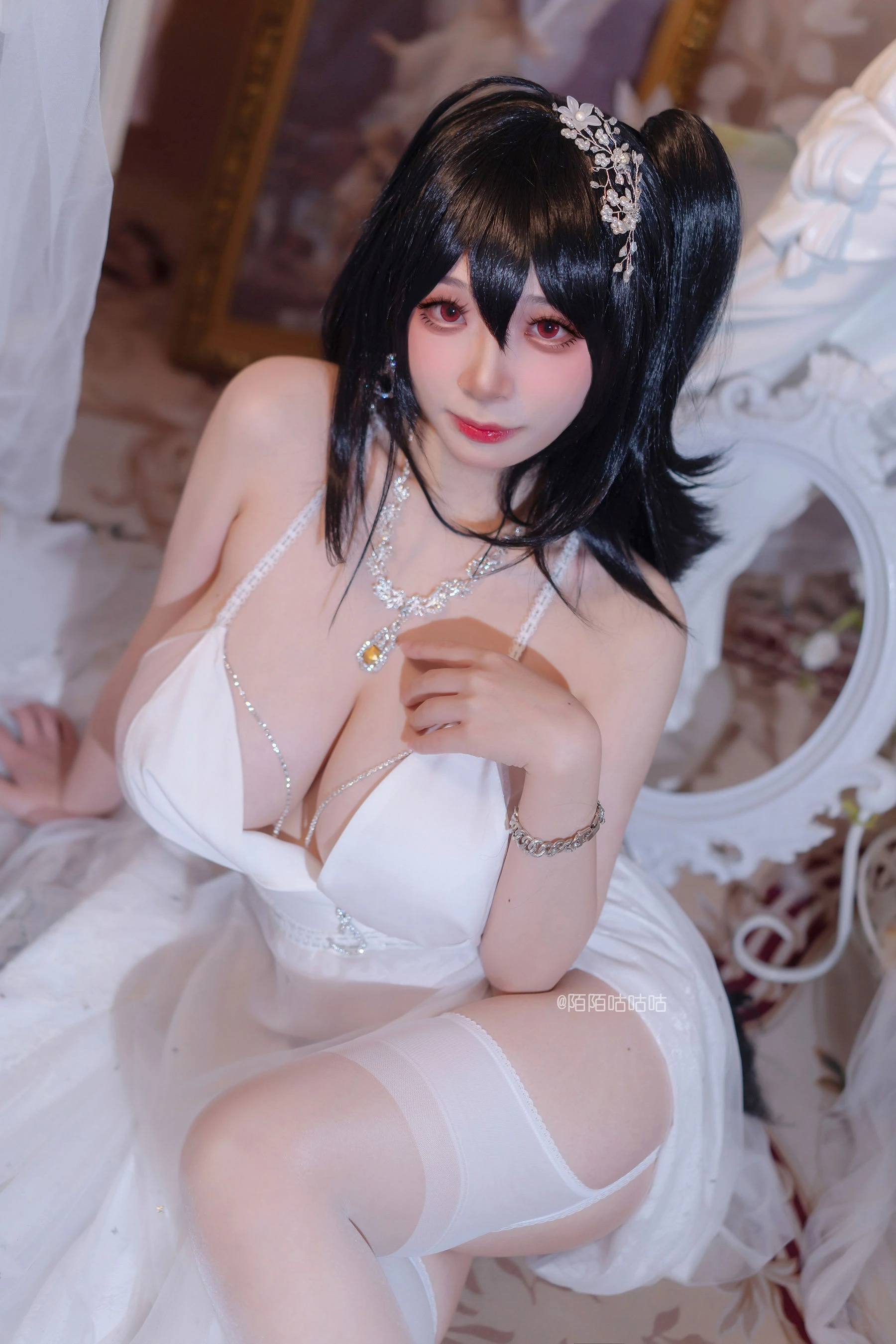 Cosplay美女韶陌陌 – 大凤 婚纱插图1