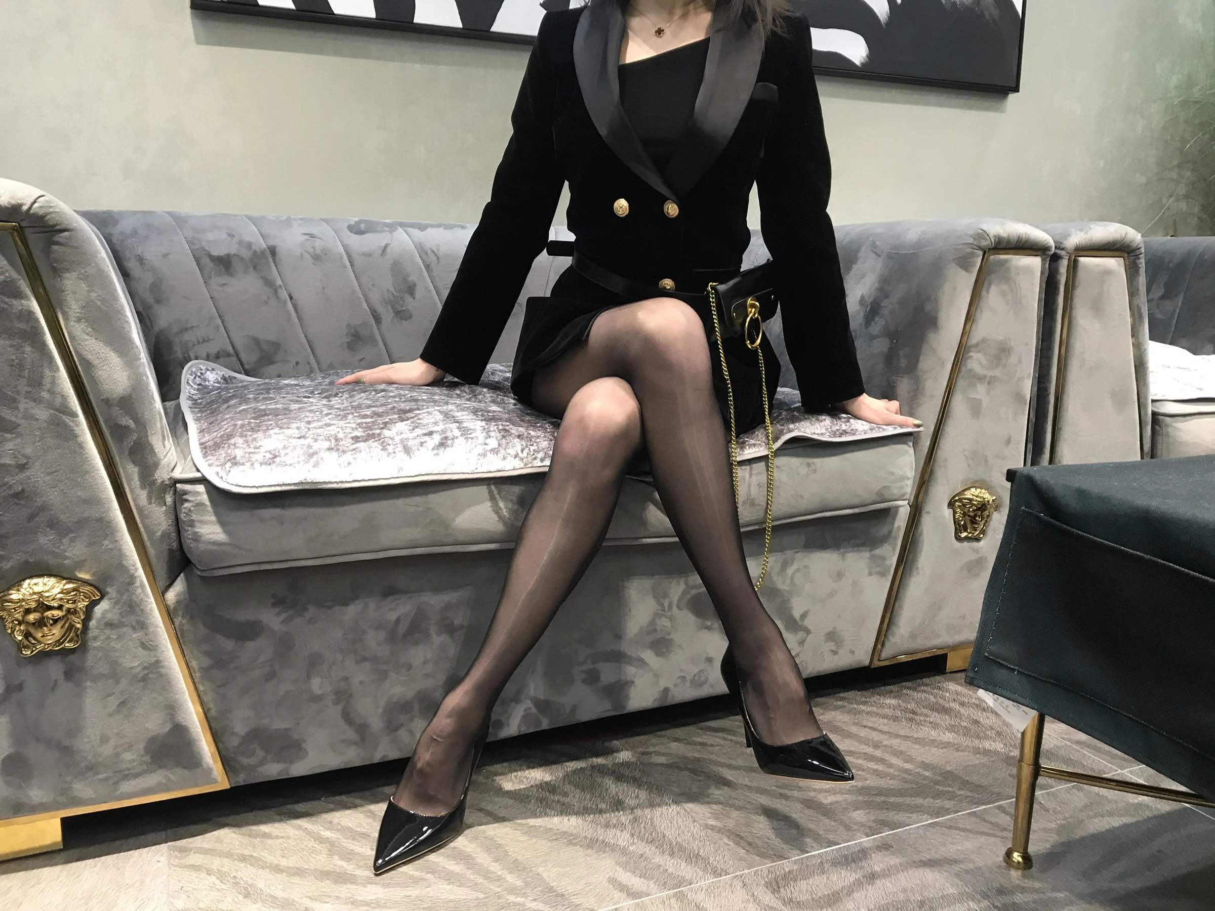 丝足博主麋鹿_Monroe 2020.03.15 会所黑丝插图3