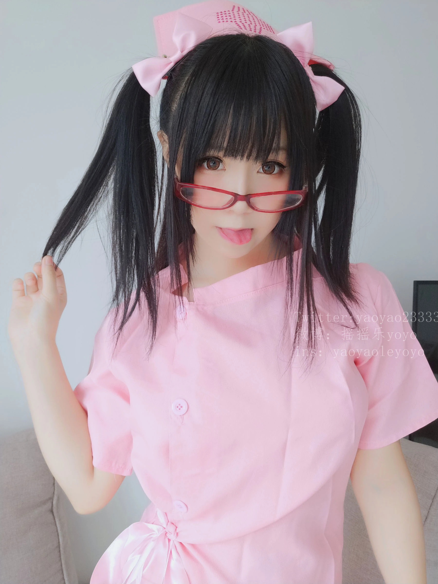 萌妹子Coser摇摇乐yoyo 可爱粉色护士插图5