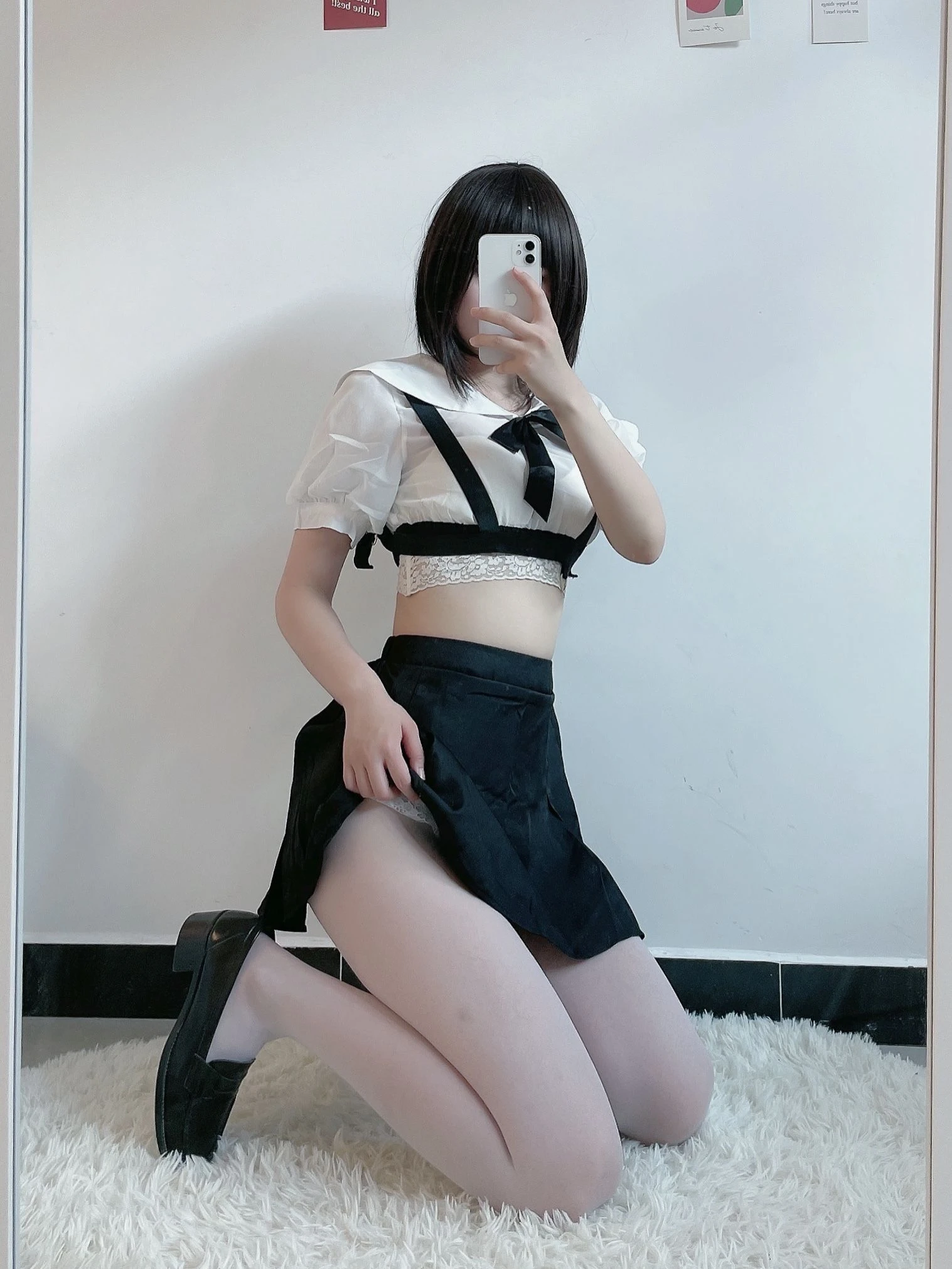 动漫博主田璐璐 – 白丝短裙插图2