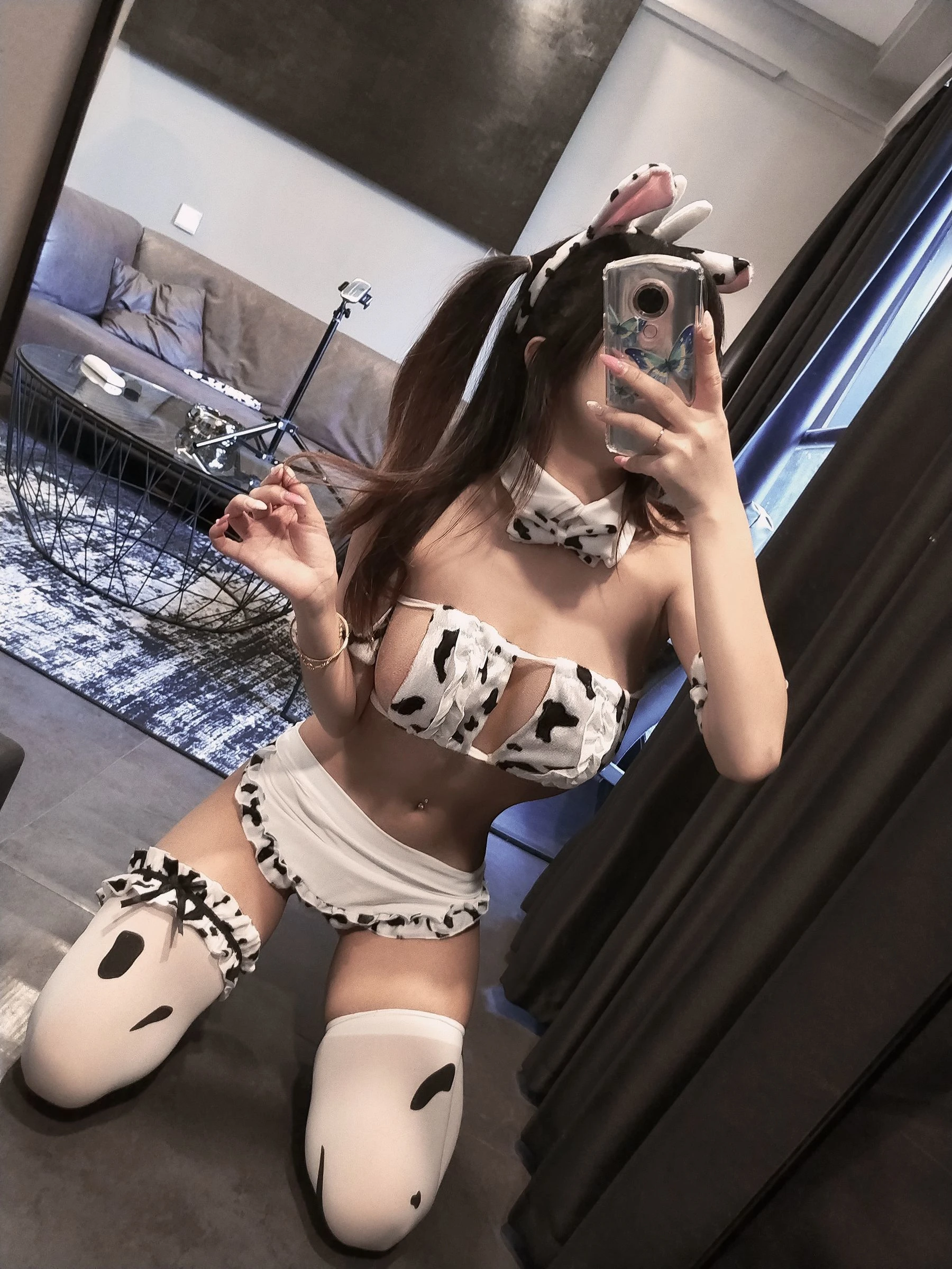 白嫩美少女鬼畜瑶 – 小奶牛插图5