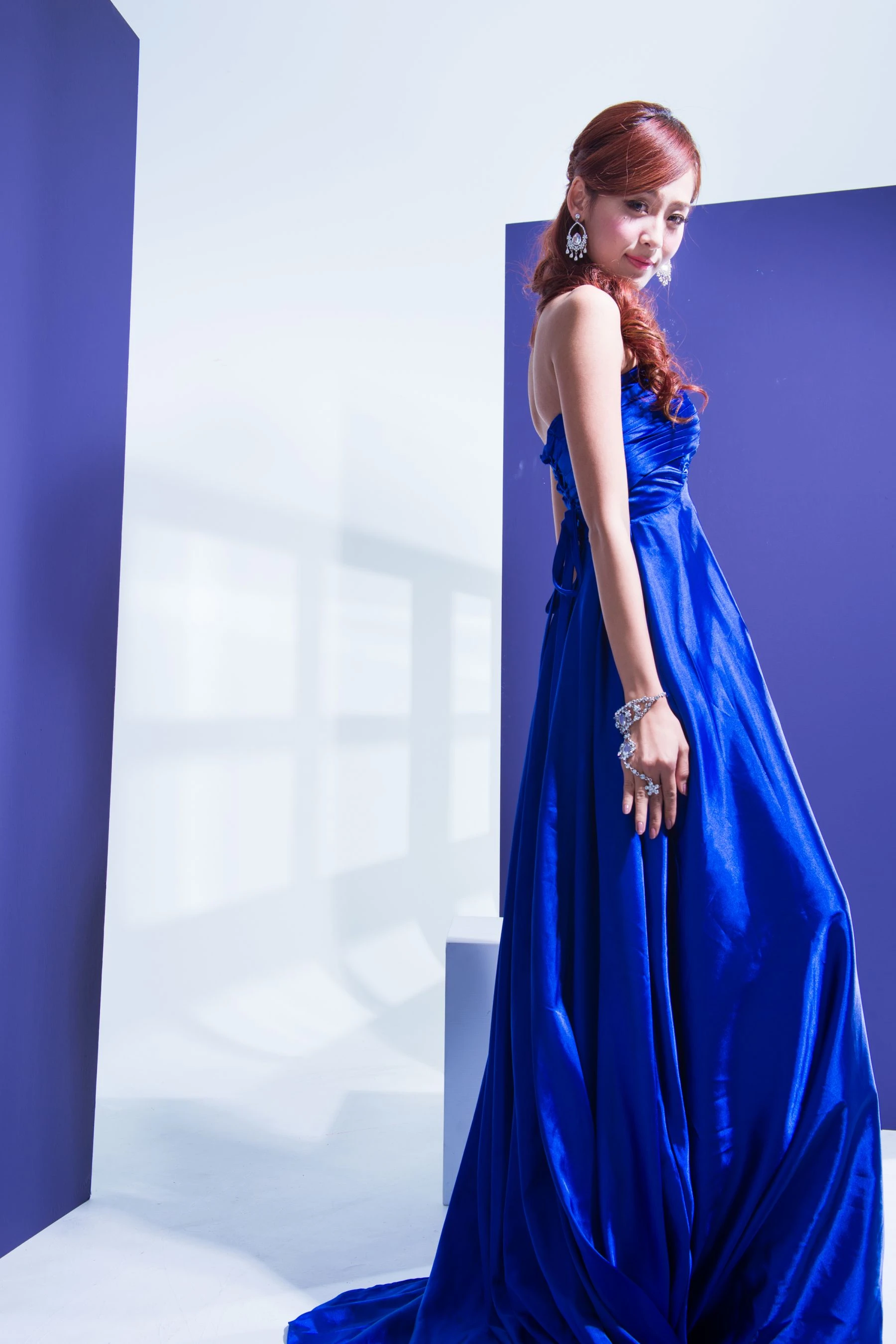 Winnie/庄温妮《棚拍婚紗系列》插图1