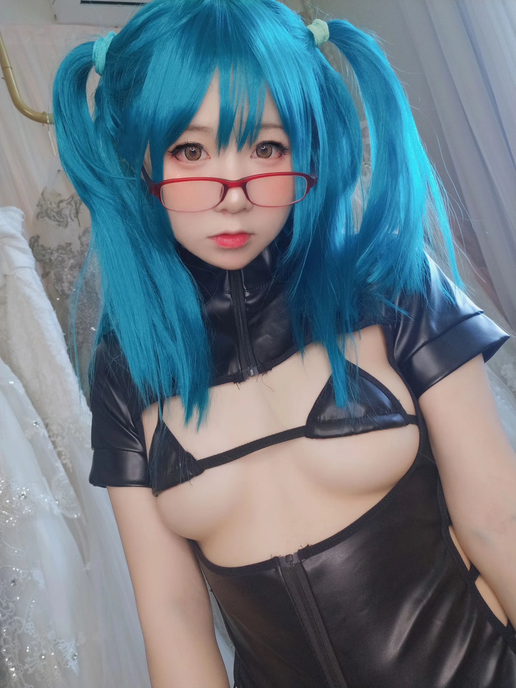 萌妹子Coser摇摇乐yoyo fantia 皮衣少女插图5