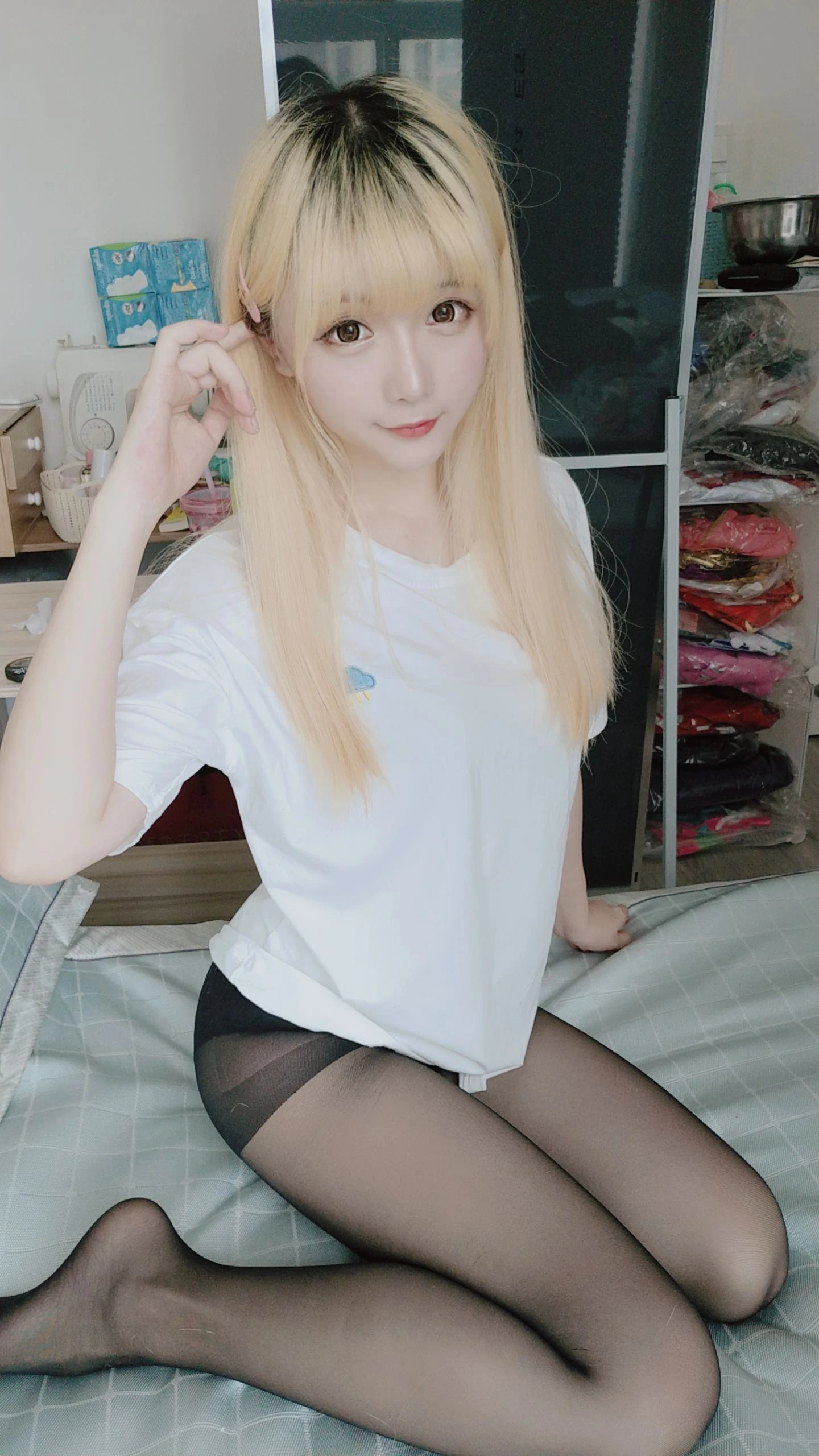 Coser小姐姐星之迟迟 白T恤插图3