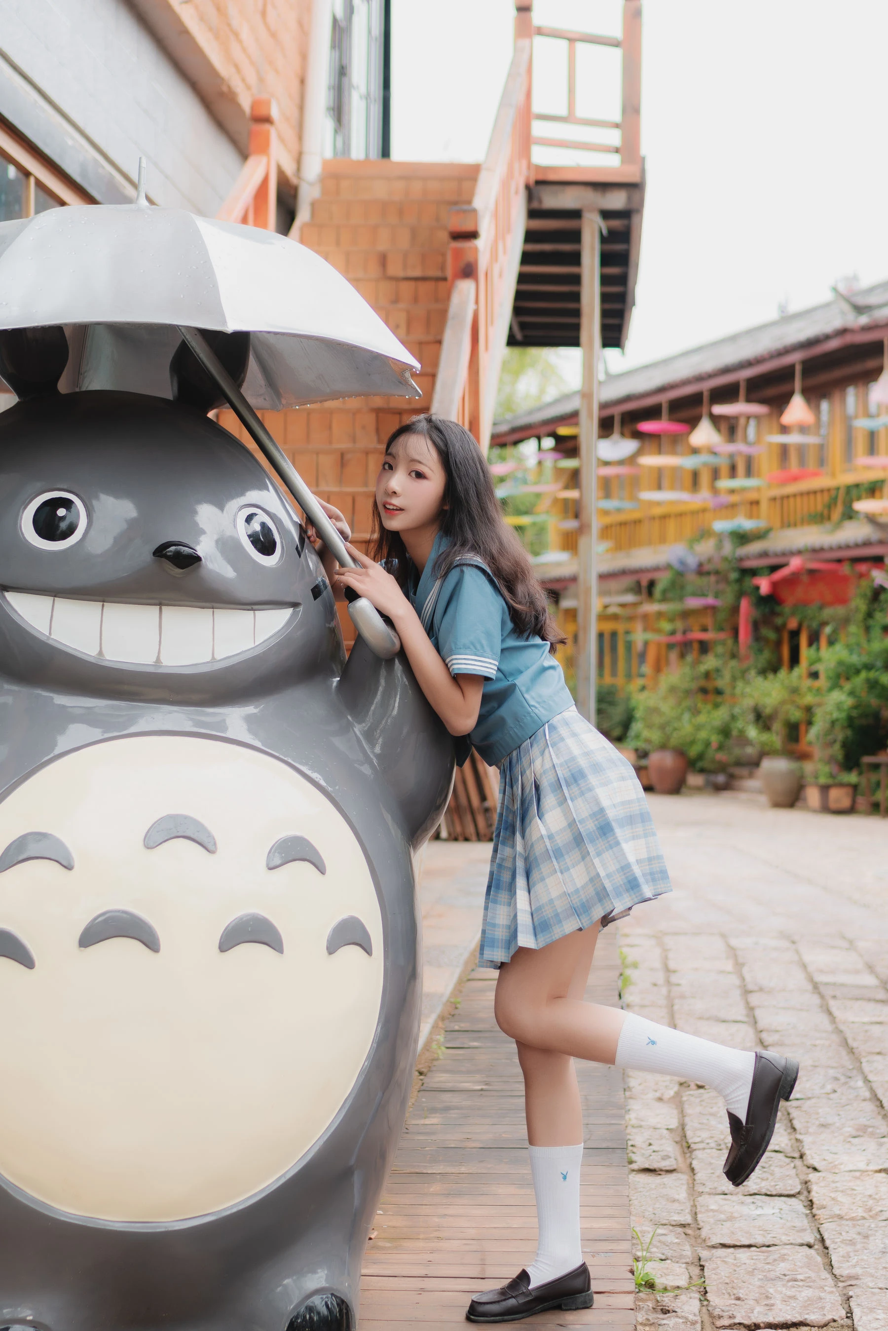 清纯妹子西瓜 丽江写真JK户外插图3