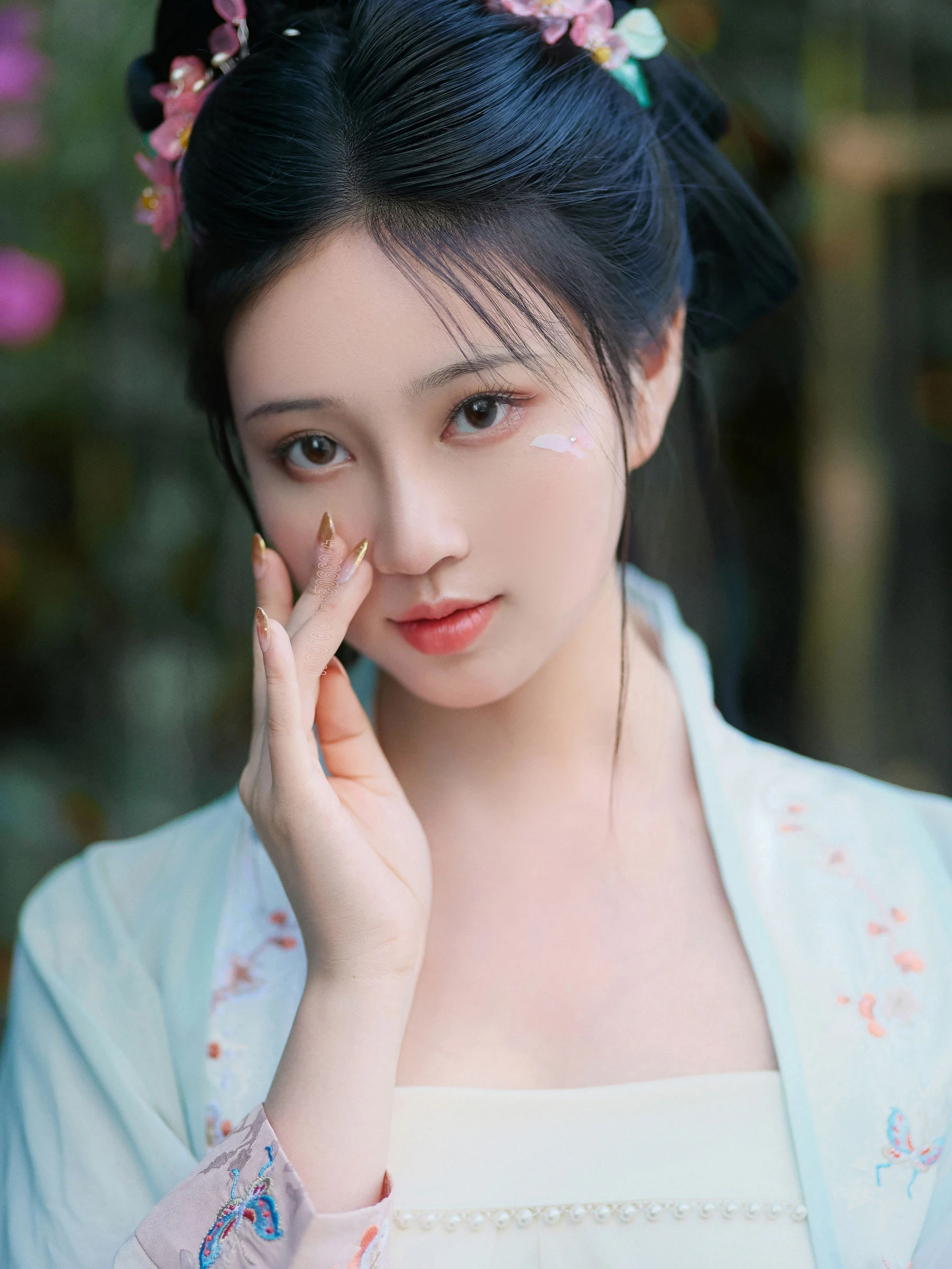 Nnian – 花间集插图7