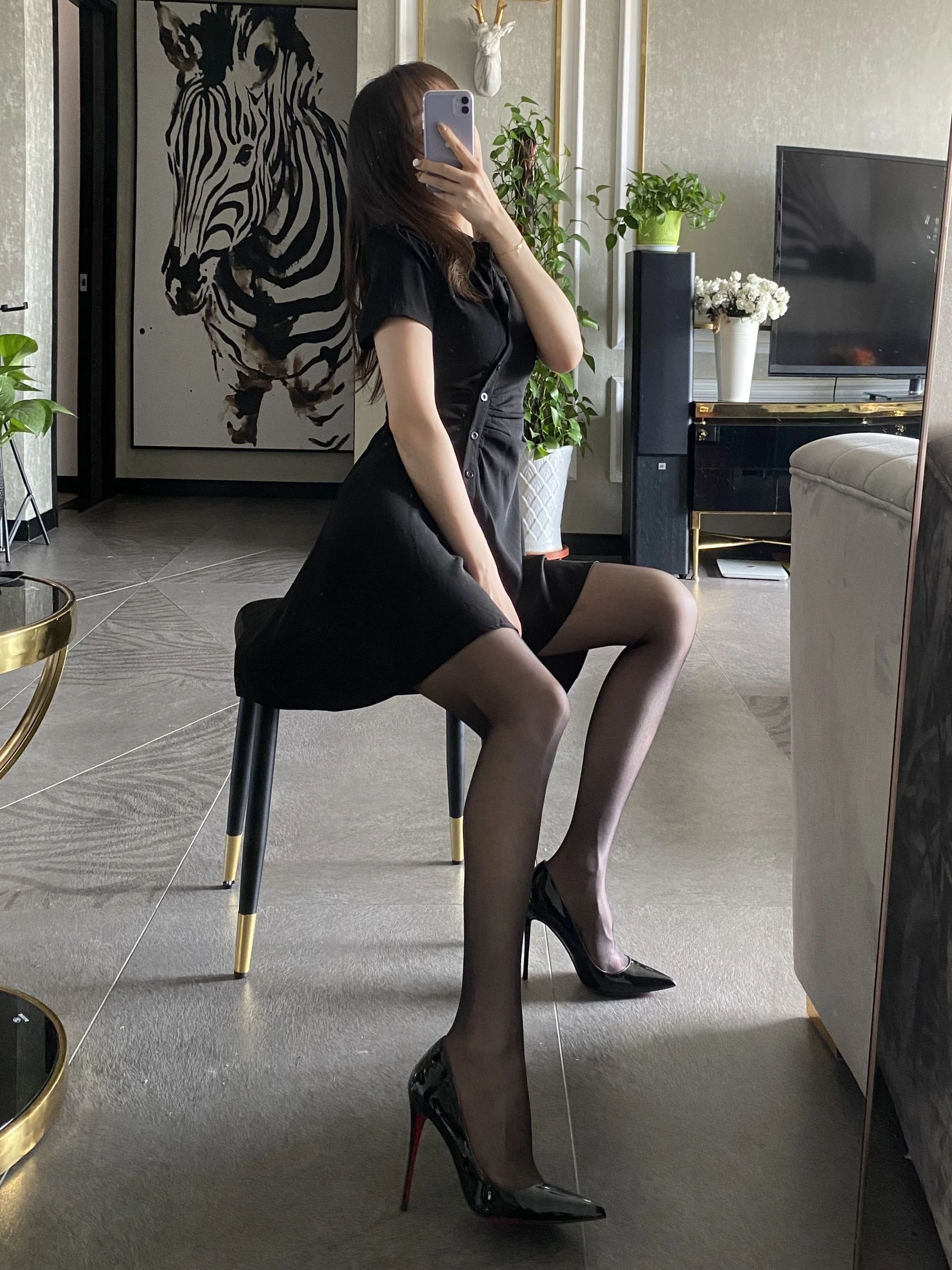 丝足博主麋鹿_Monroe 2020.08.27 黑丝梦想插图3