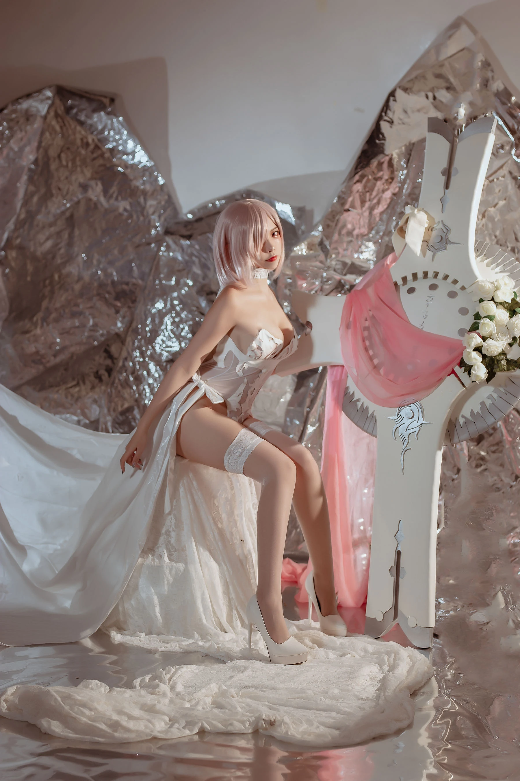 人气Coser二佐Nisa – fate玛修婚纱插图1