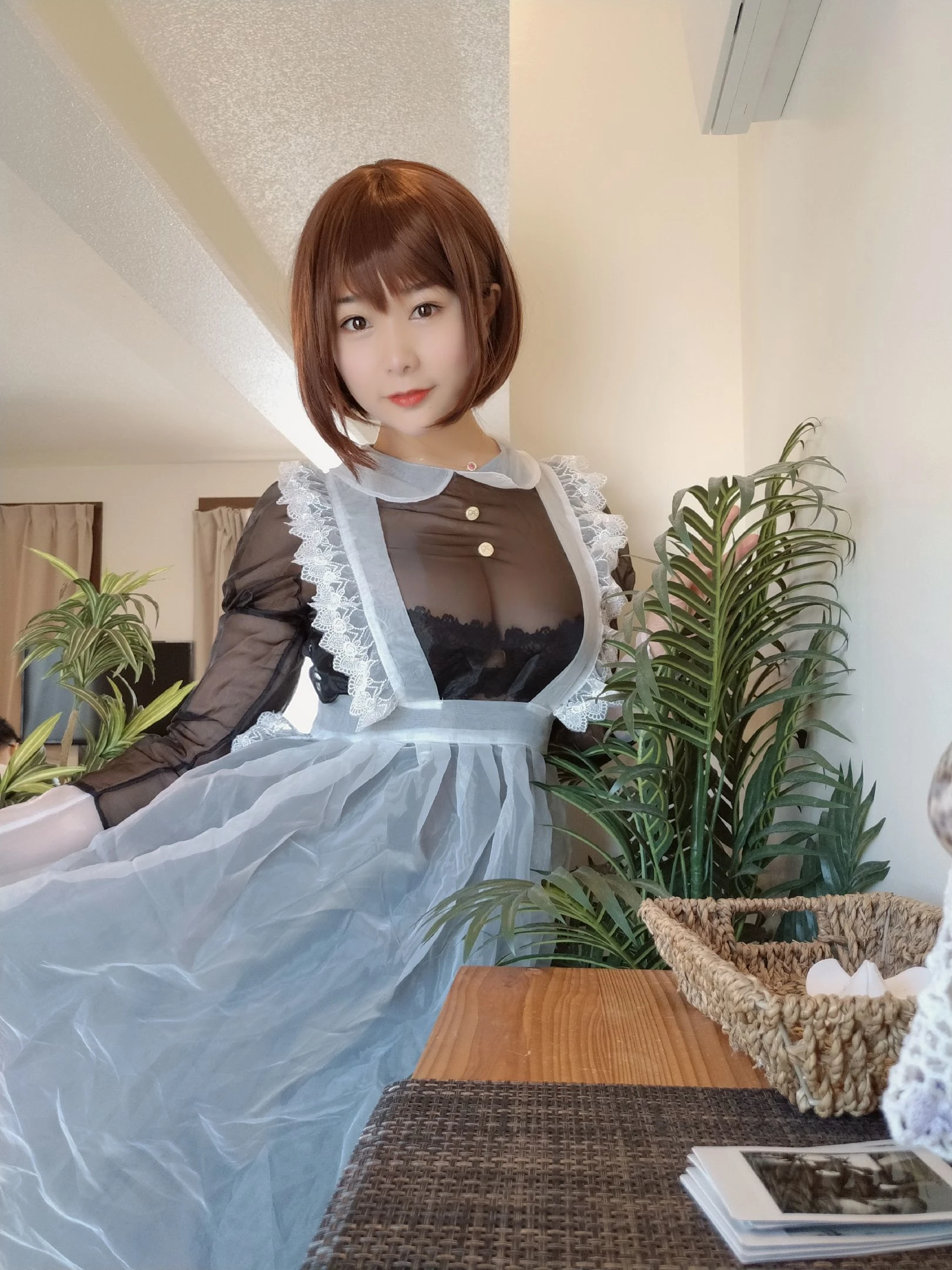 性感Coser三刀刀Miido 透明女仆插图2