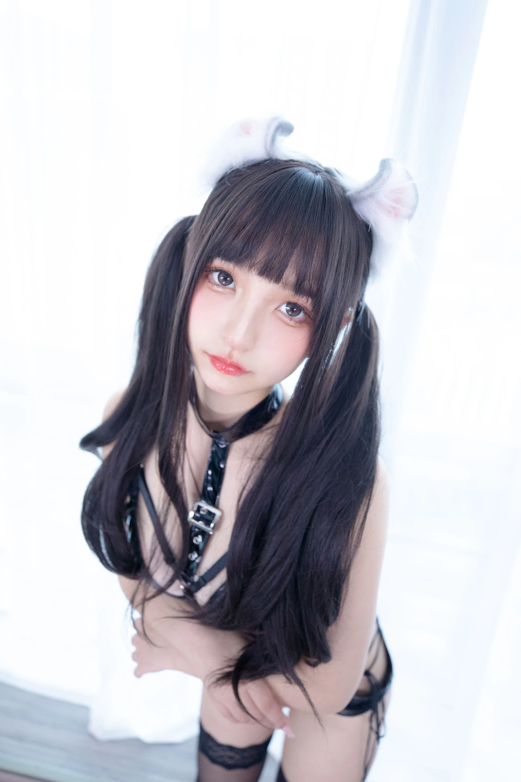 萝莉神楽板真冬 黑丝与黑胶插图2