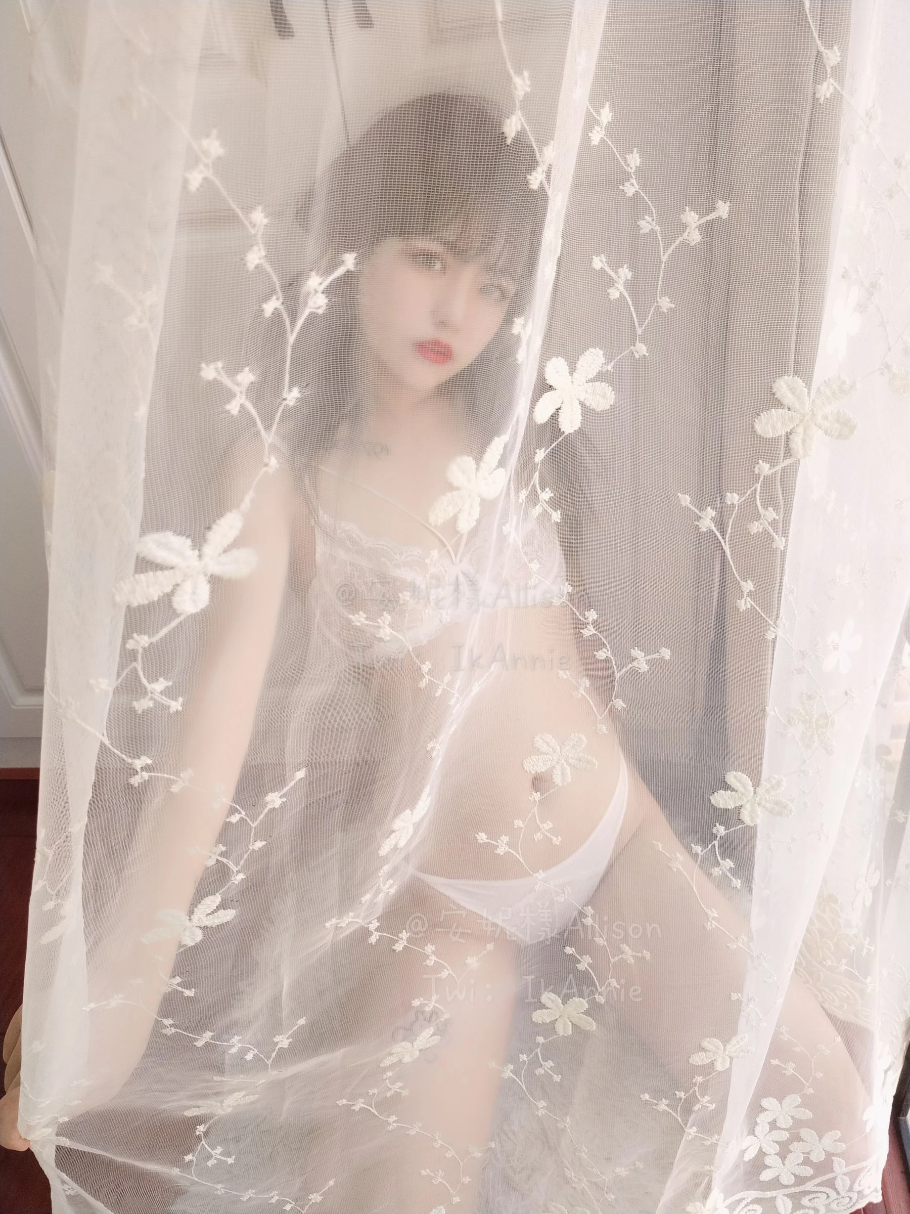 安妮 – 吊带裙插图1