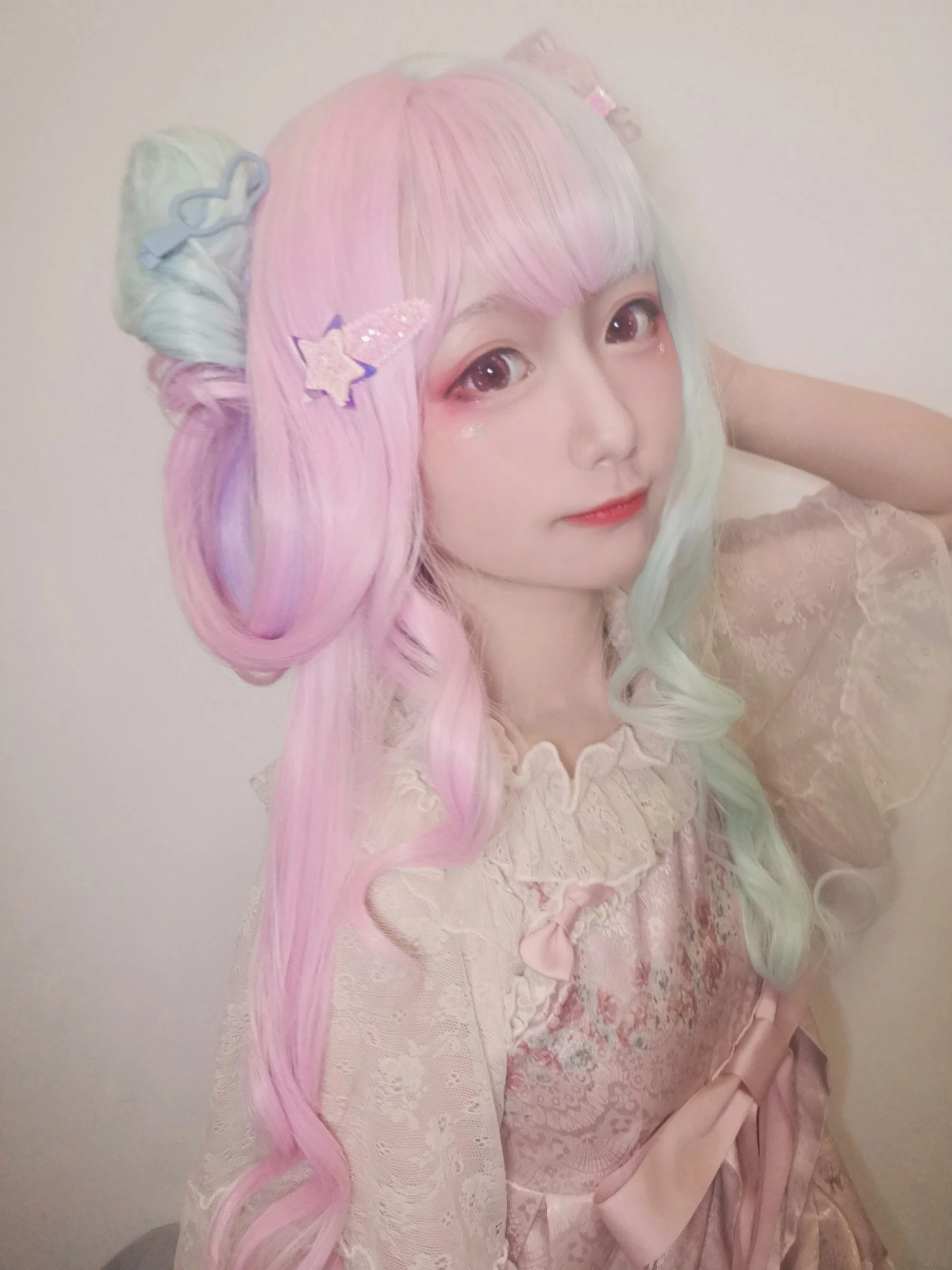动漫博主弦音sic – lolita草莓薄荷冰淇淋|图集秀