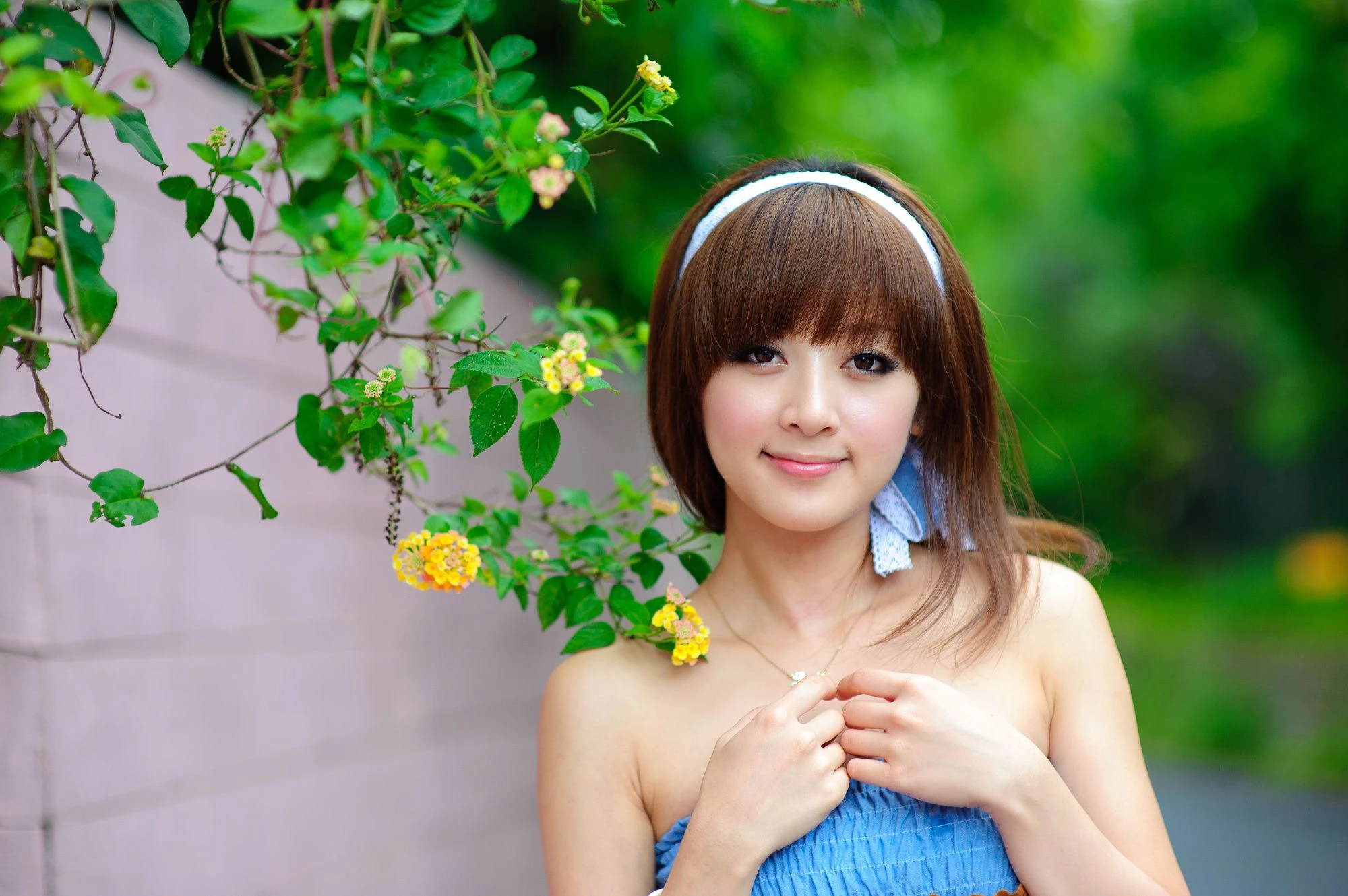 张凯洁/Mikako《蒙馬特咖啡外拍》插图1