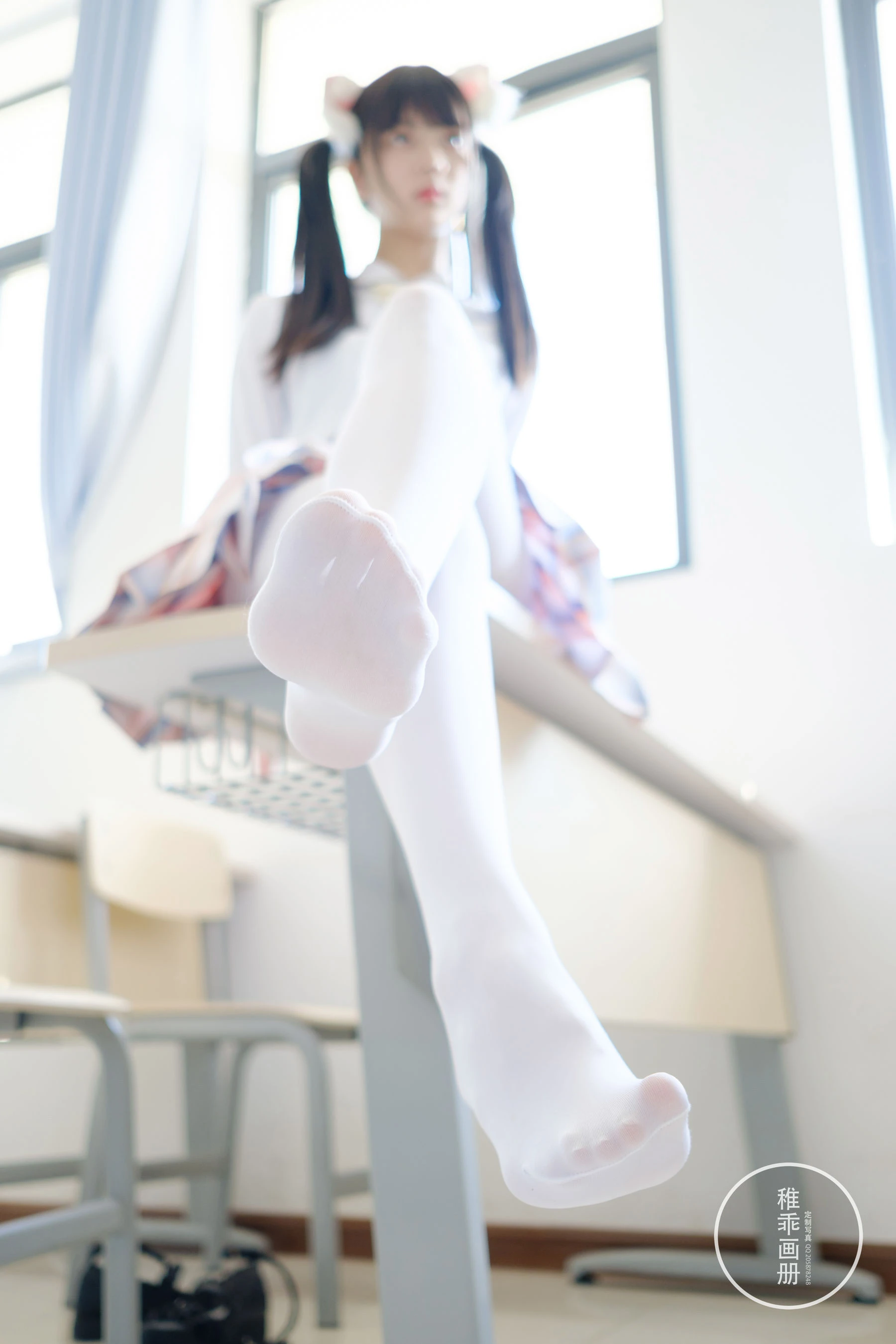 柴系小乖(稚乖画册) – 夜夜 80D 白丝JK插图3