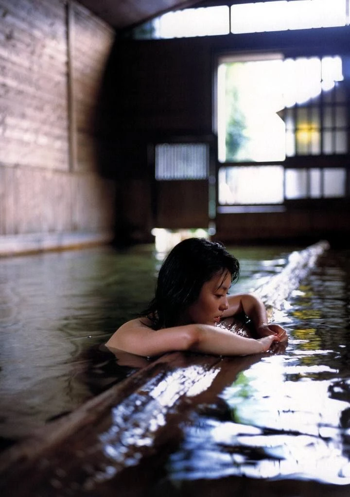 本假屋唯香 本仮屋ユイカ 《モトカリ屋》插图6