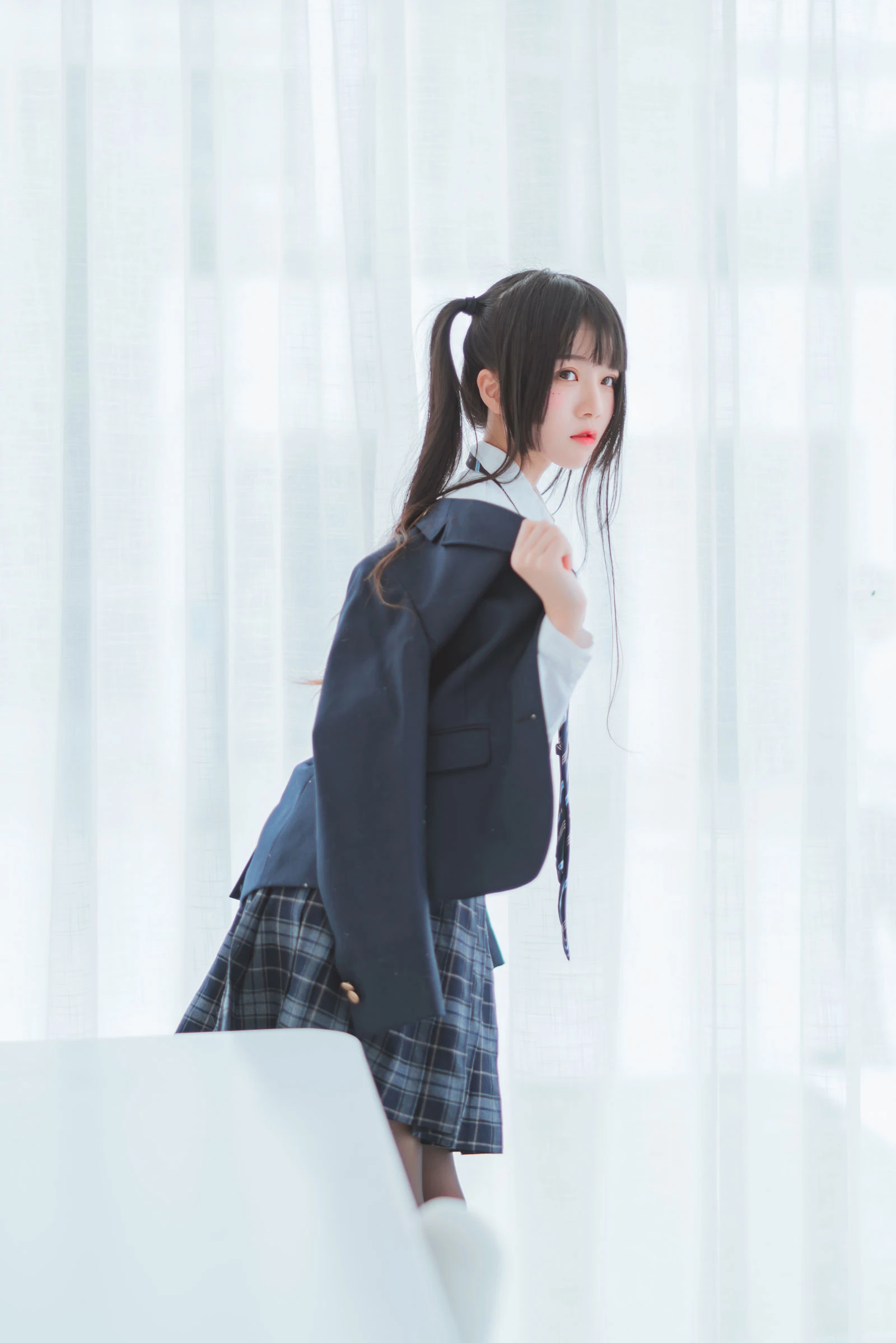 桜桃喵 – 冬季制服丝秀插图6