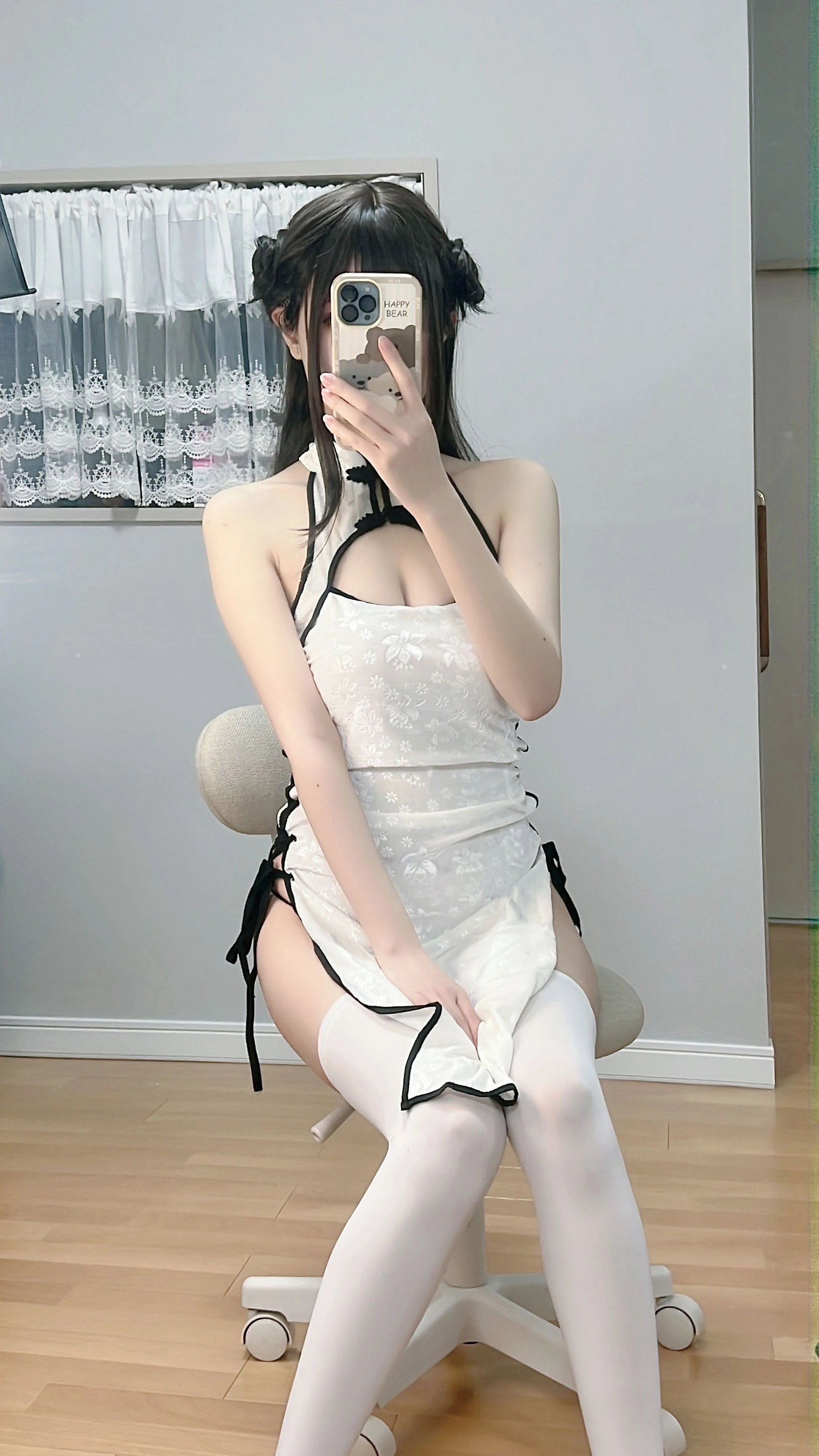 千阳(ちよ) – 旗袍全身速报插图6