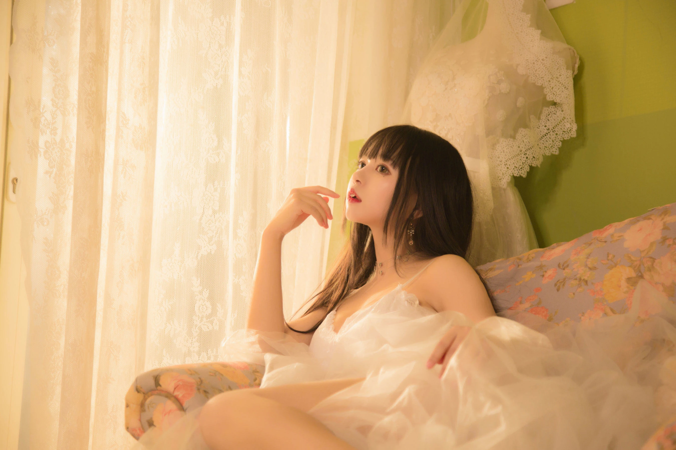 大眼萌妹黑猫猫OvO 少女写真插图6