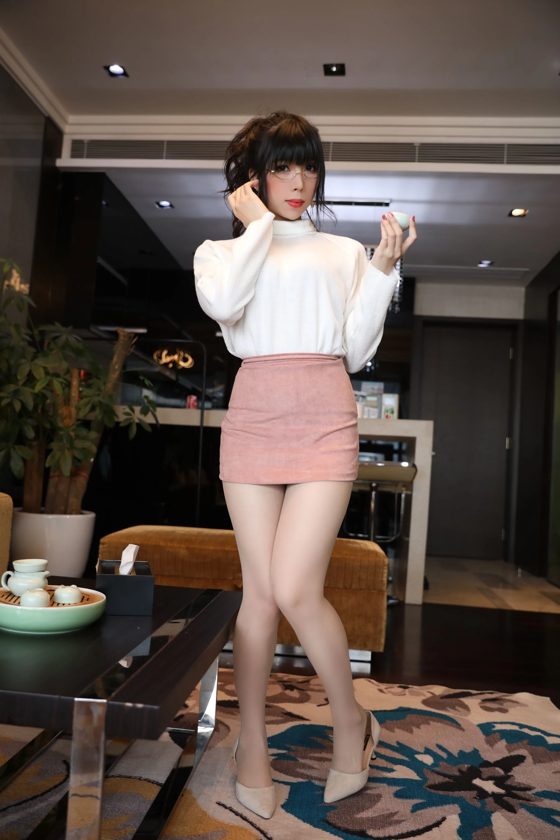 二次元巨乳美女鹿野希 单马尾眼镜娘插图7