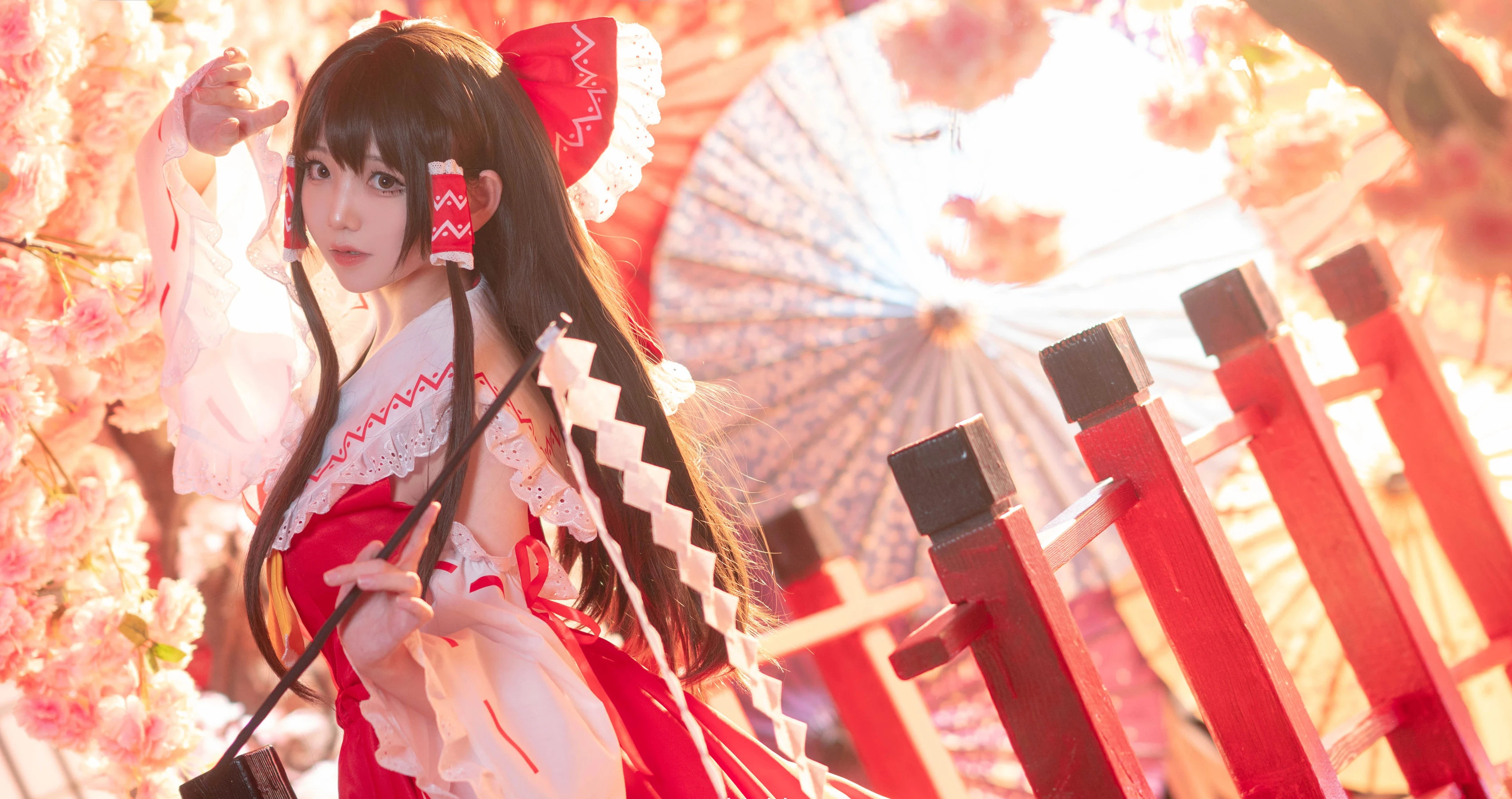 楚楚子w – 博丽灵梦插图7