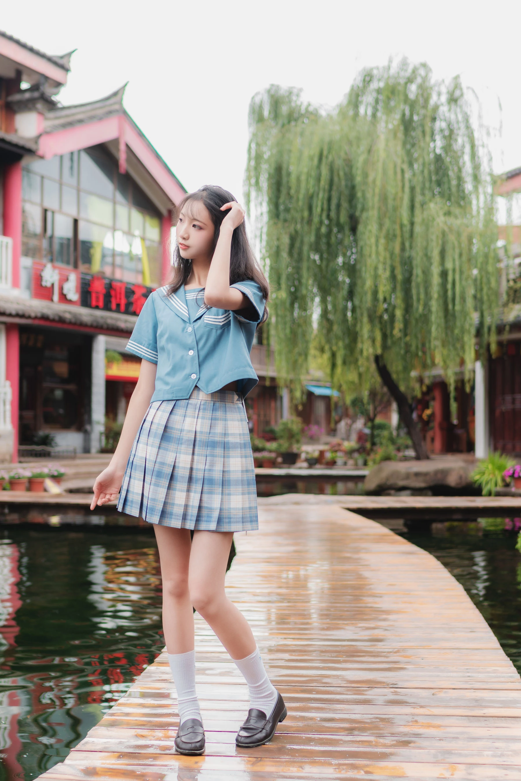 清纯妹子西瓜 丽江写真JK户外插图1