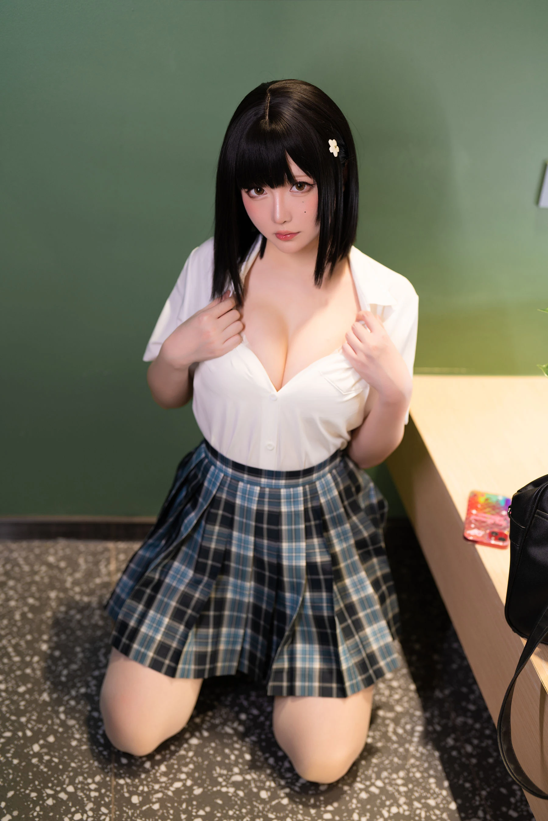 Coser小姐姐星之迟迟 – 换装竞泳插图3