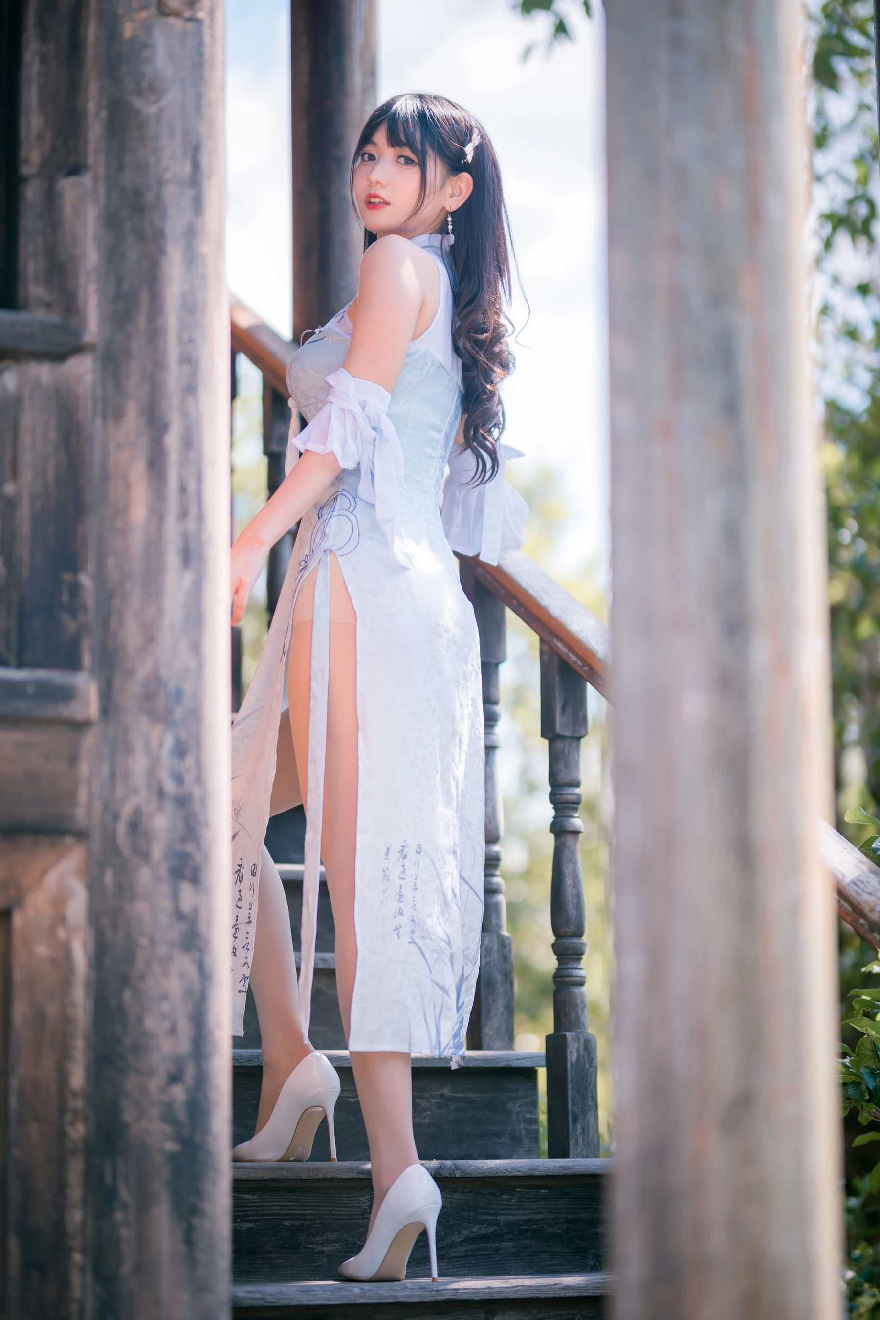 可爱妹子陆卿卿kyokyo – 蓝色旗袍插图5