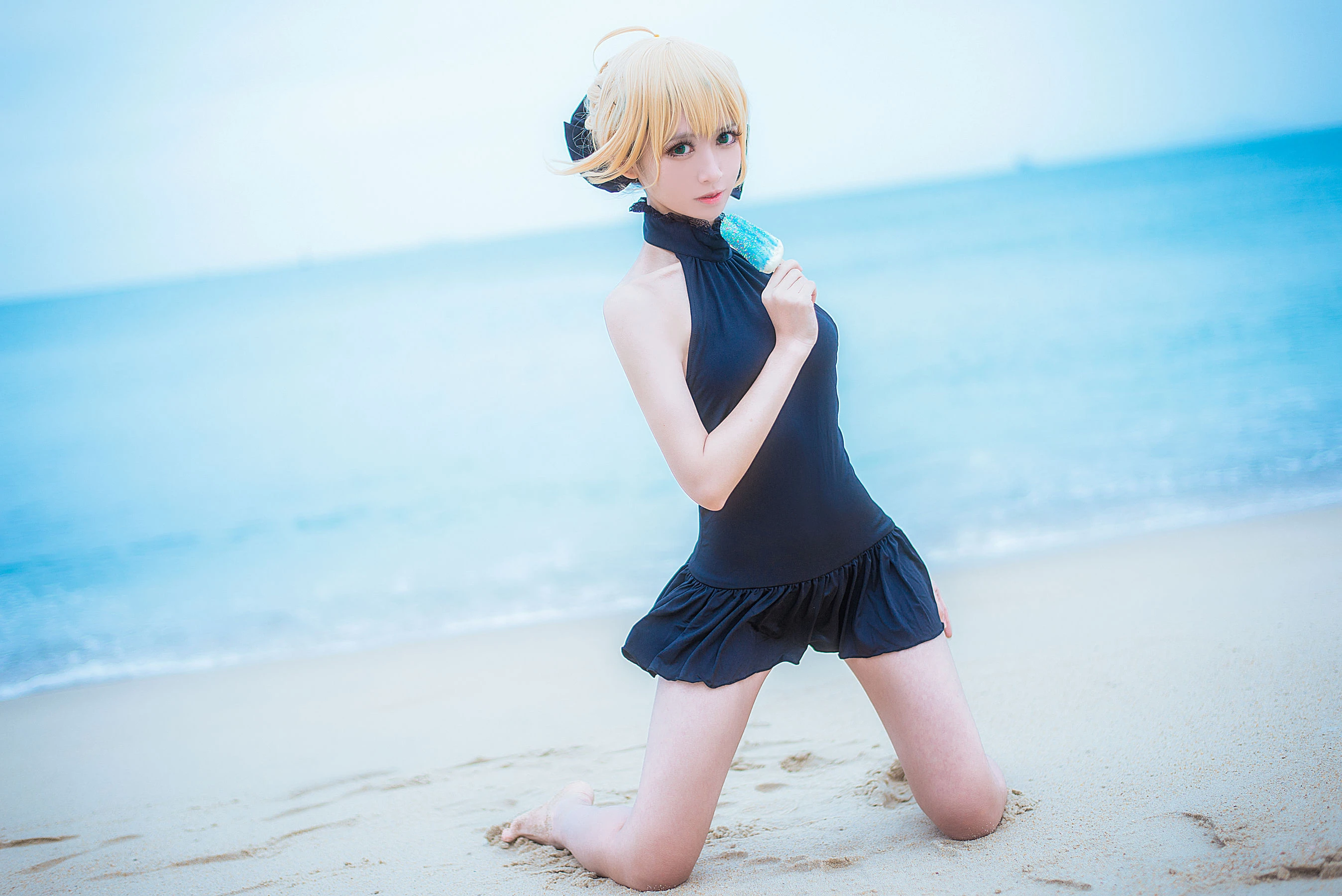 超人气Coser鳗鱼霏儿 King of Knight 海边插图1