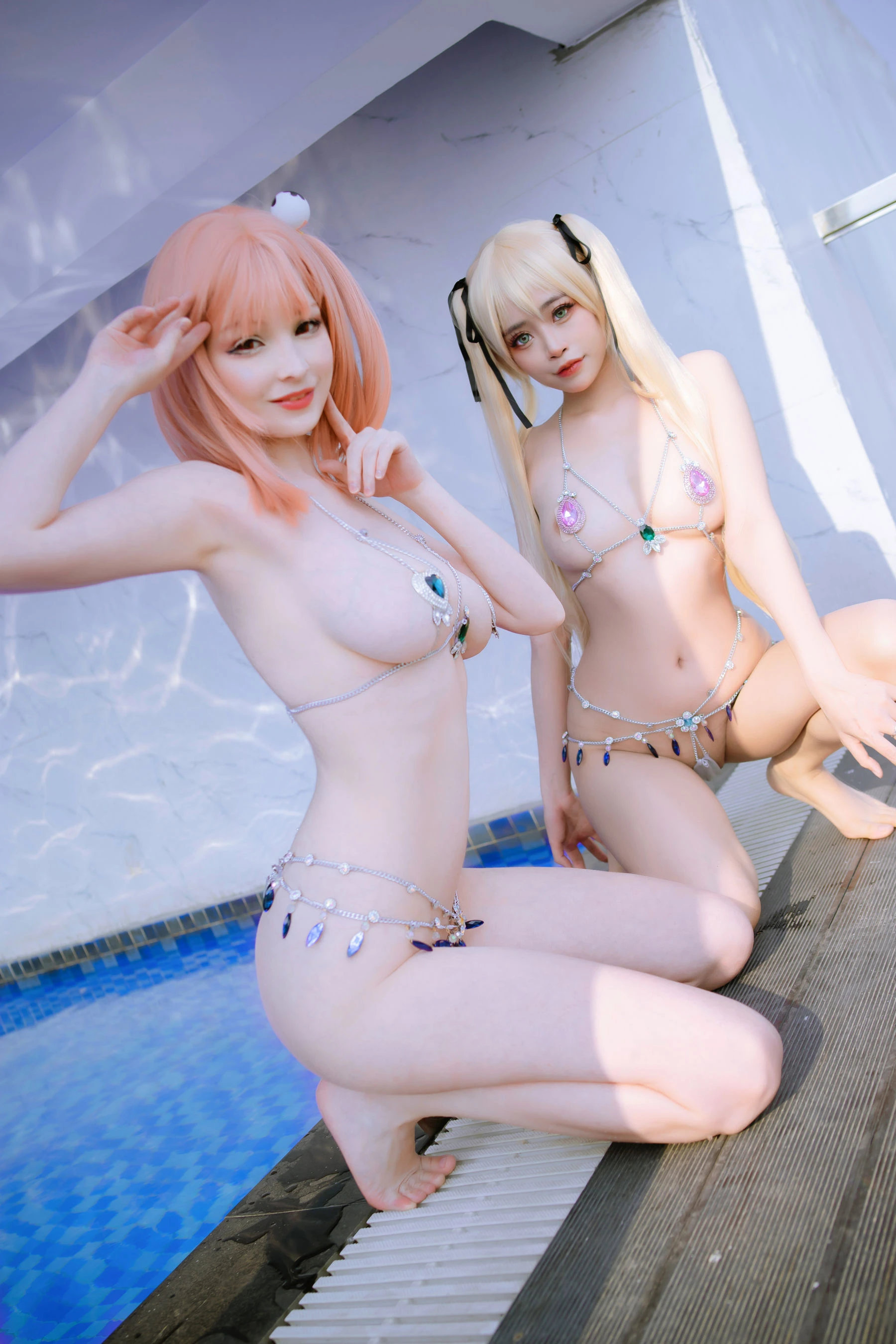 日本性感萝莉Byoru&Hidori – Rose DoA 死或生泳装插图3