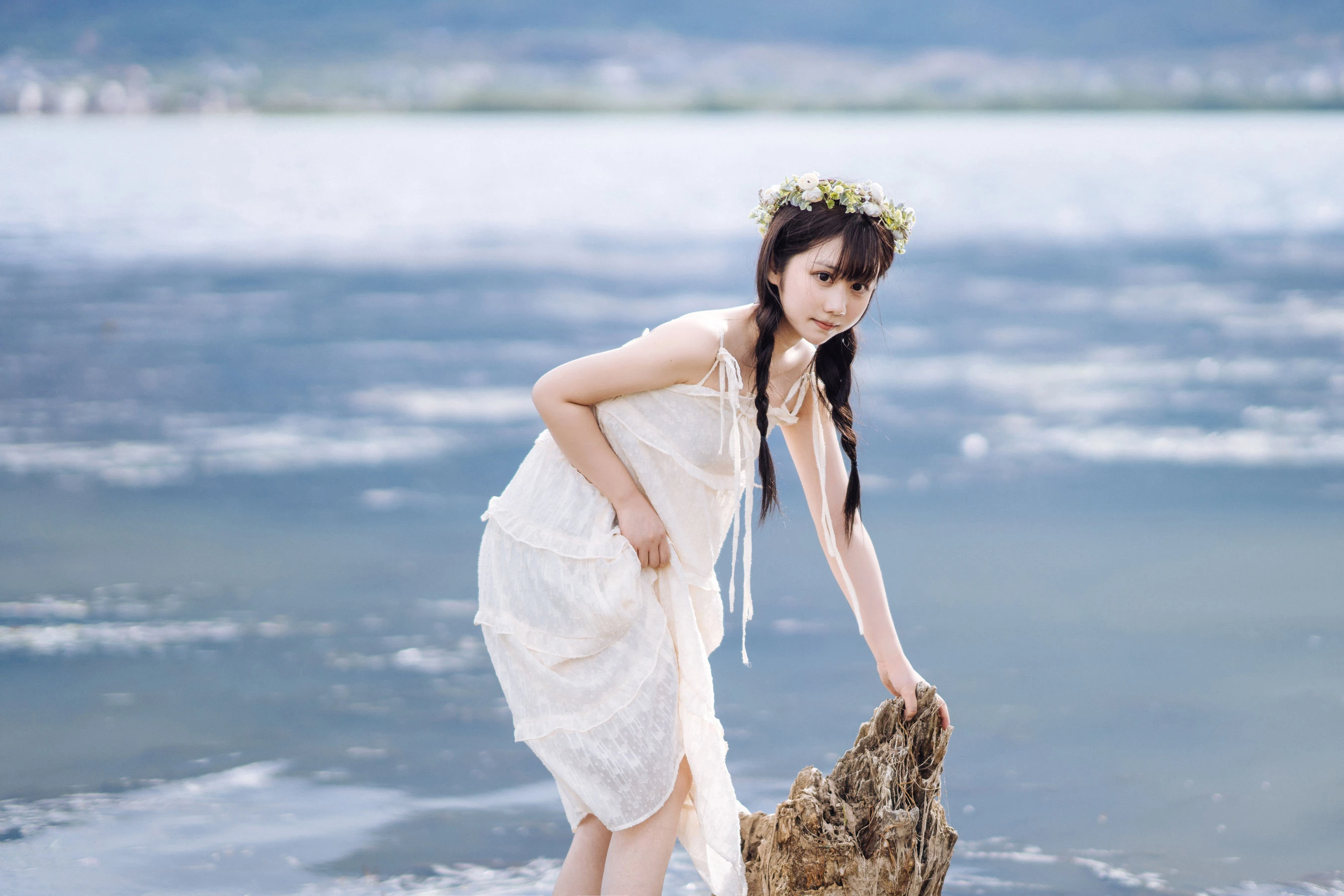 微博福利姬镜酱 – 静夏之花环女孩插图6