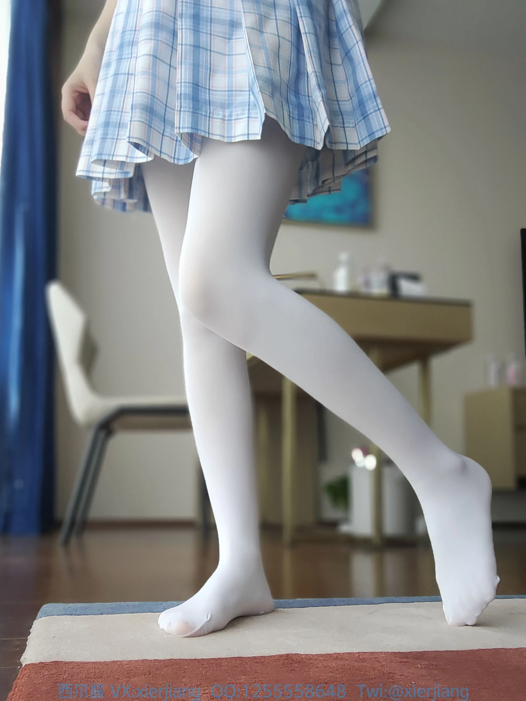 微博萌妹子西尔酱 – 棉花糖白丝JK插图4