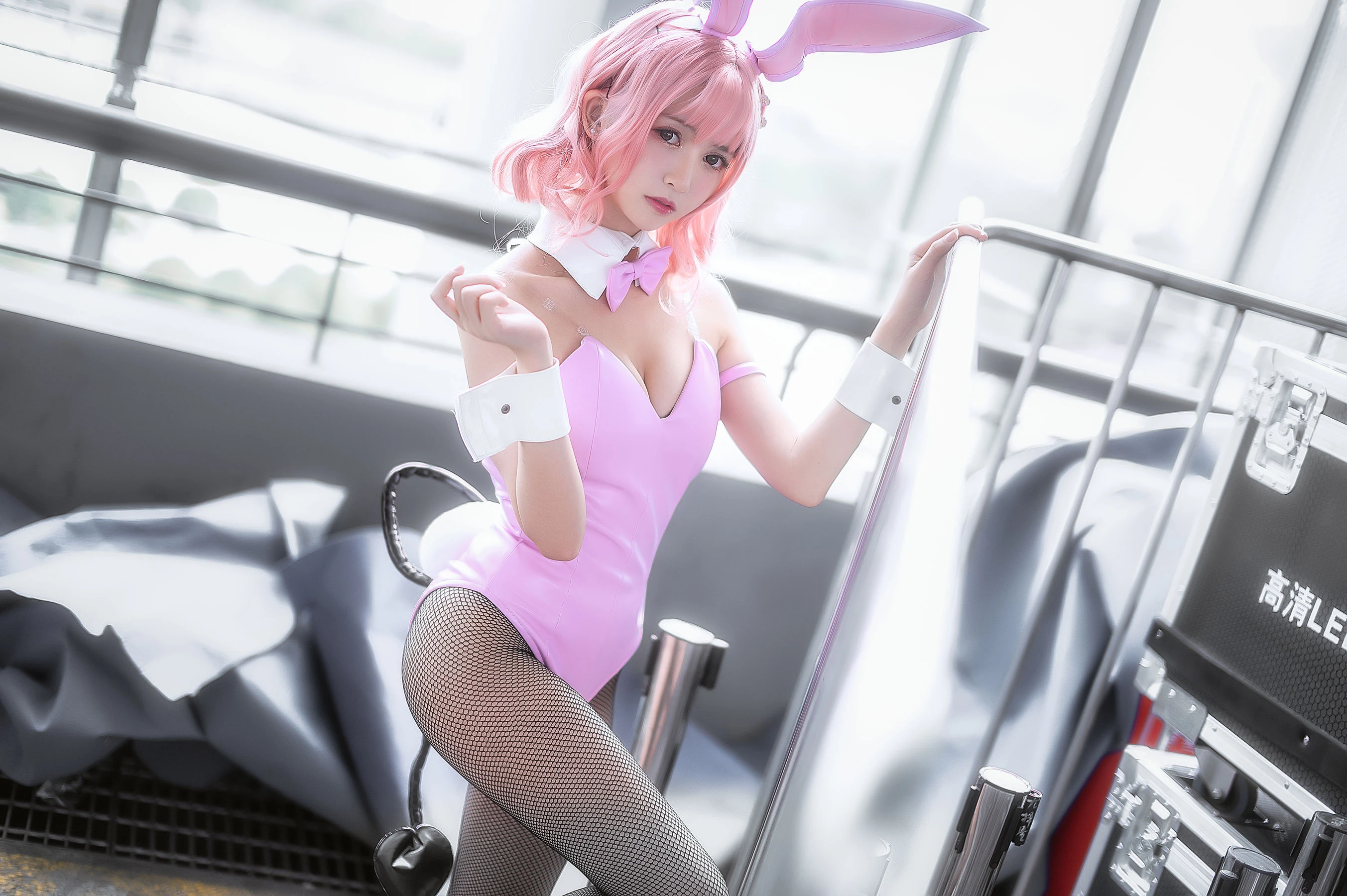 超人气Coser鳗鱼霏儿 粉红兔女郎插图2