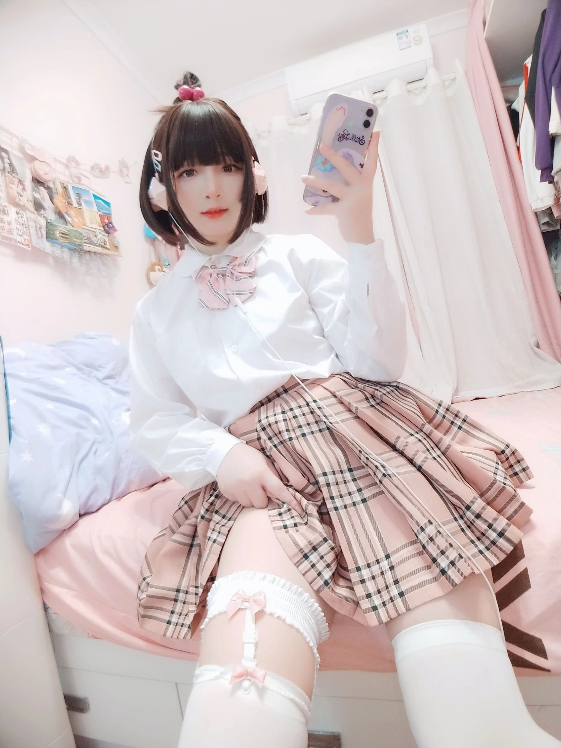 二次元美女古川kagura – 白丝JK插图1