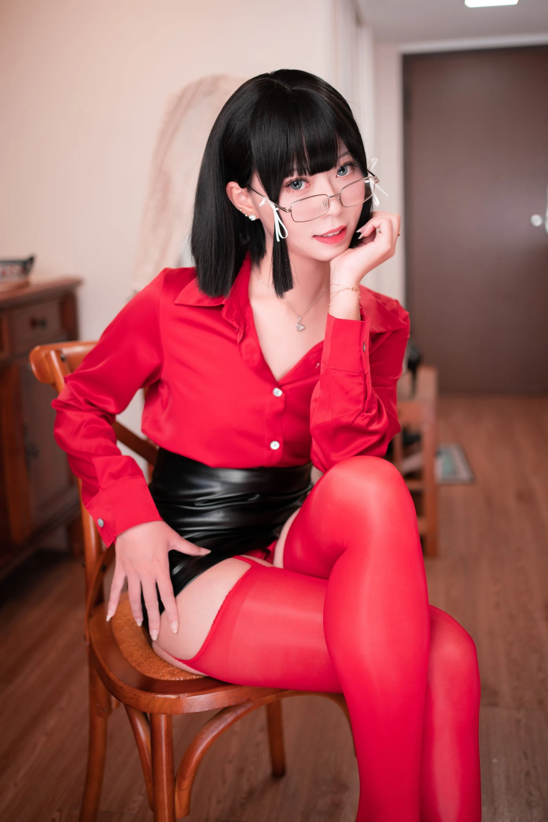 动漫博主Money冷冷 – 辉夜姬OL制服插图2