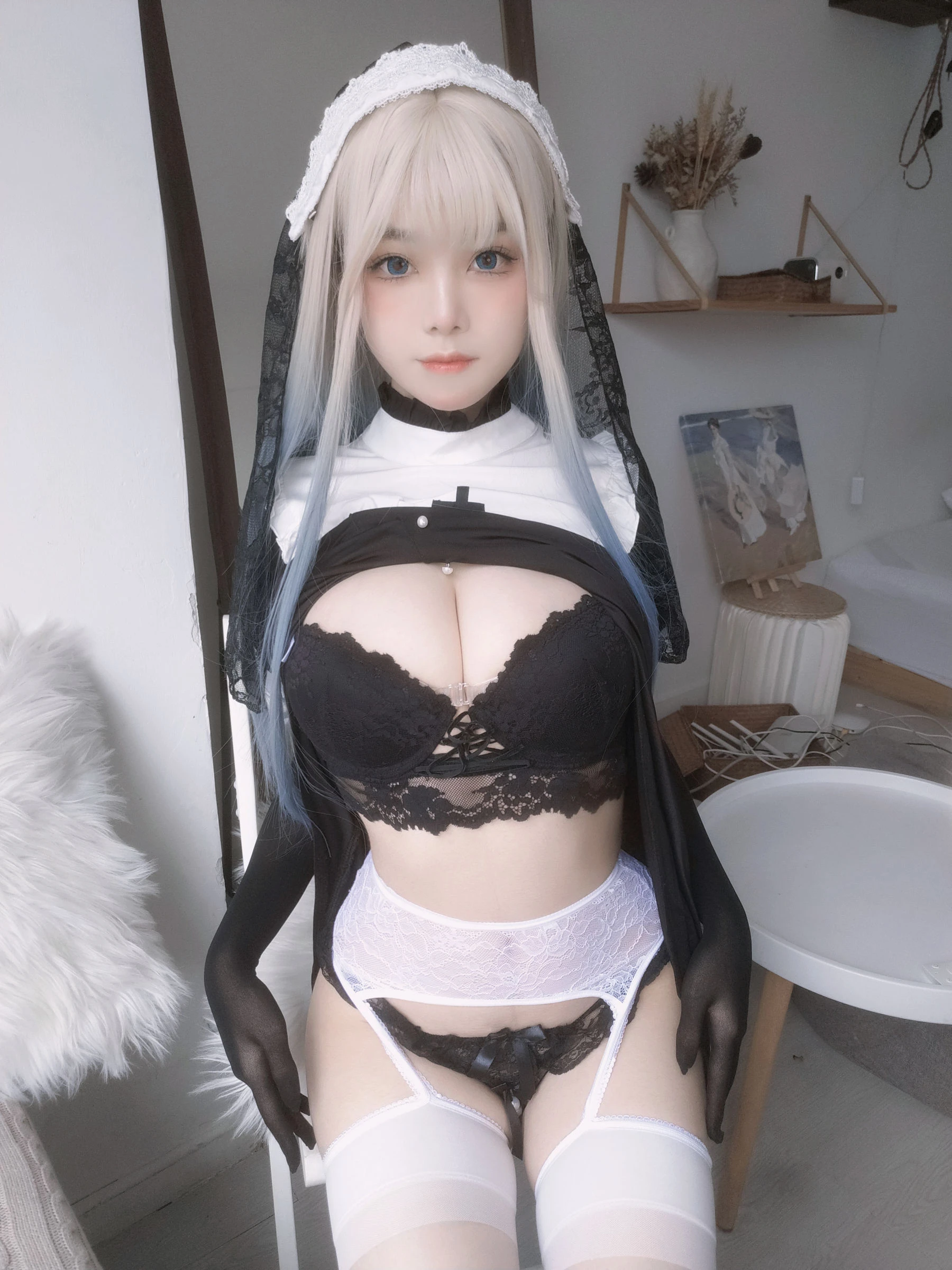 萌系小姐姐蜜汁猫裘 – 修女自拍插图6