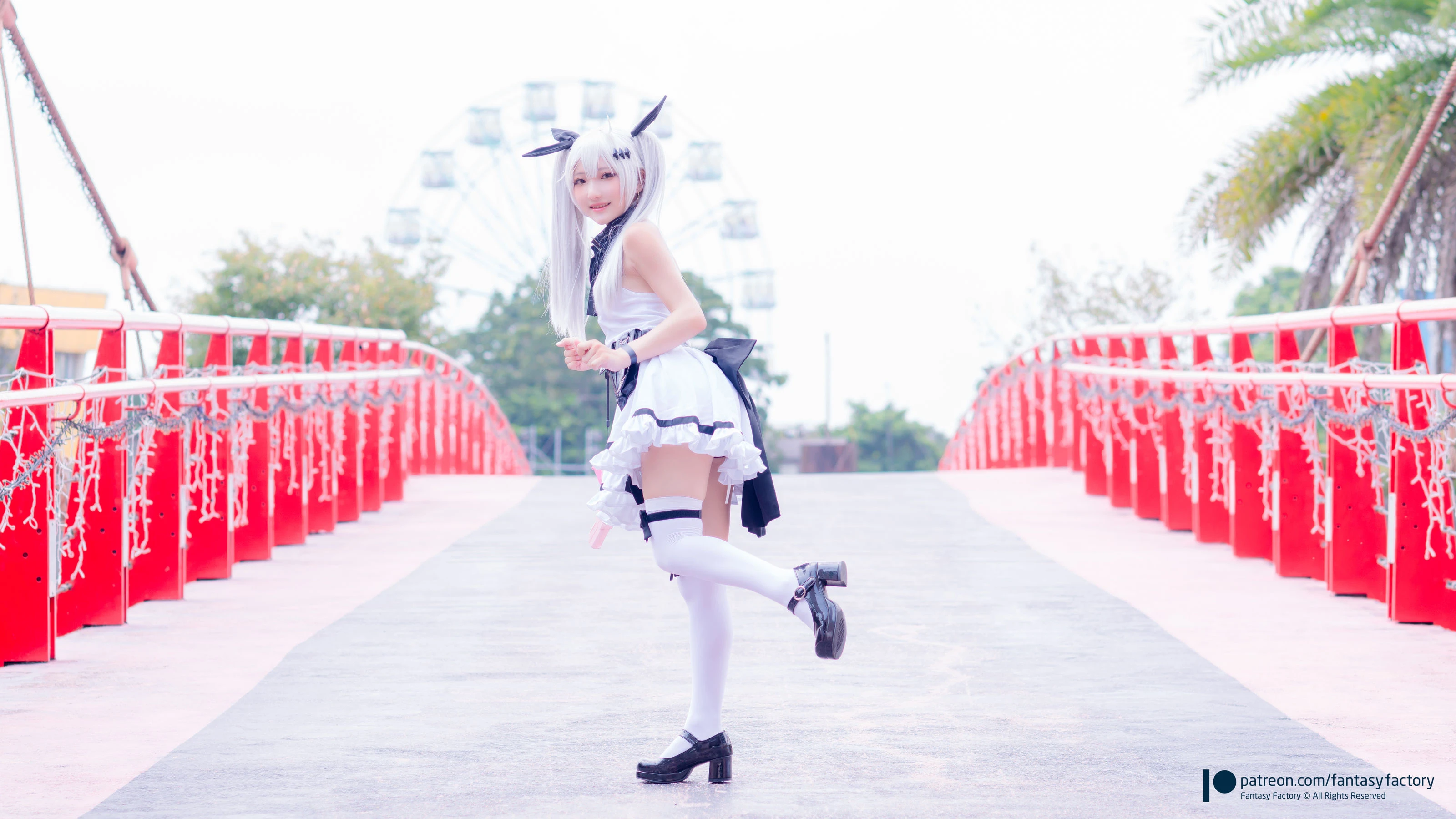 小丁 《Fantasy Factory》 – 2019.11 黑白 薄纱 网袜插图7