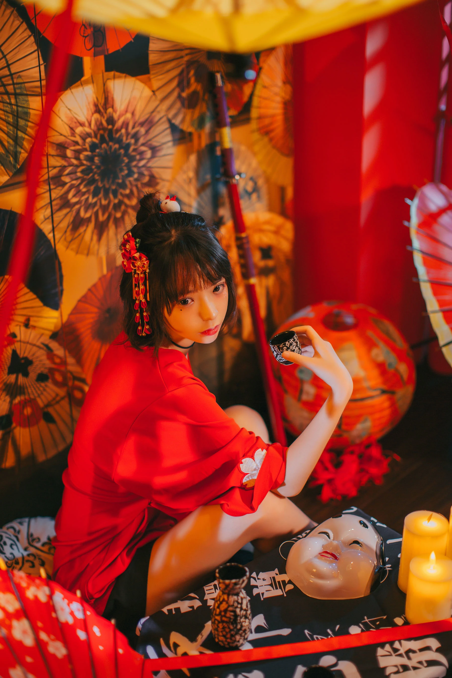 疯猫ss 红色羽衣插图2