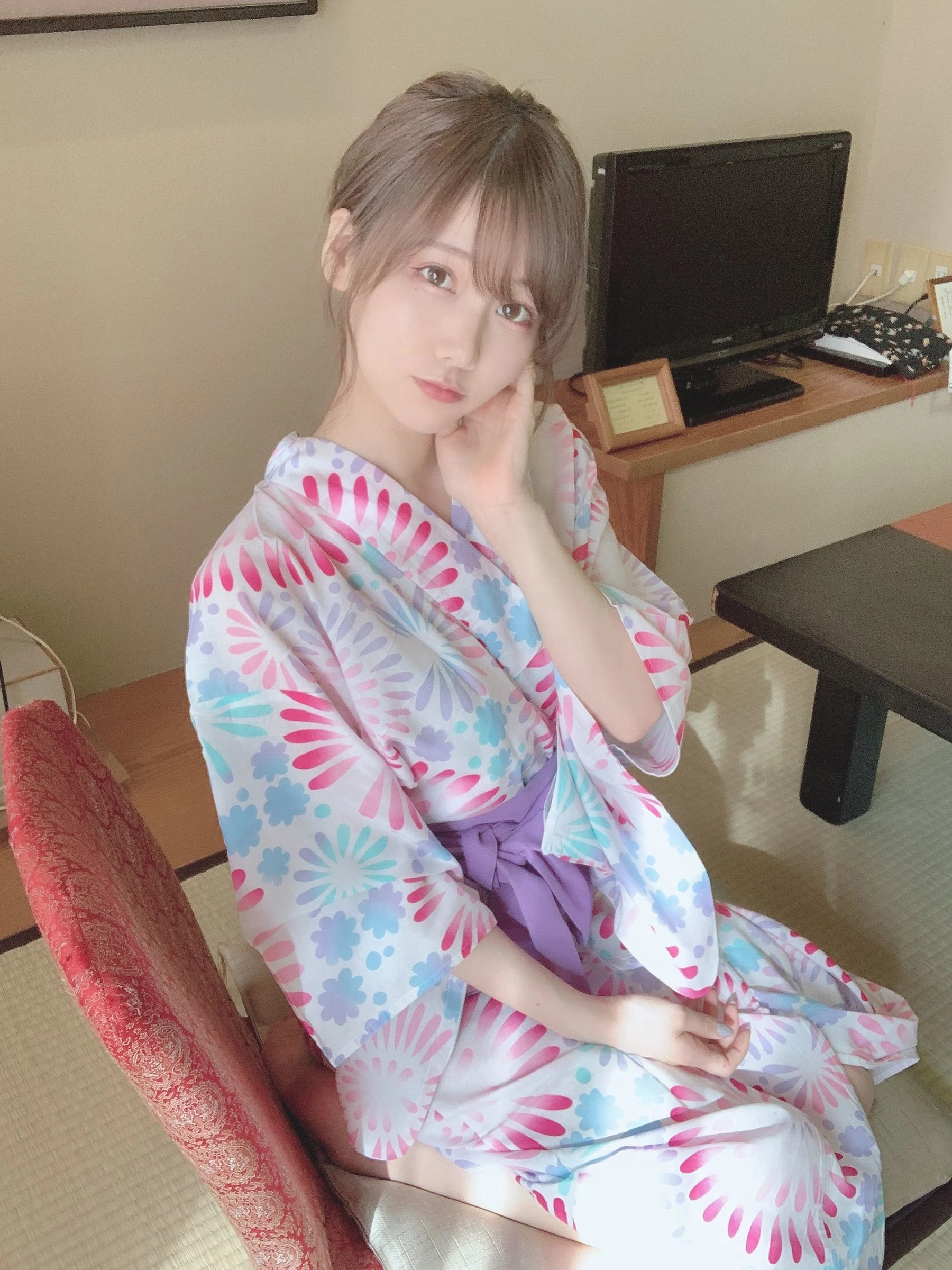 日本甜美COSERけんけん[fantia] 2020.06 花火柄浴衣②(′∩ω・｀)ﾁﾗｯ!!插图4