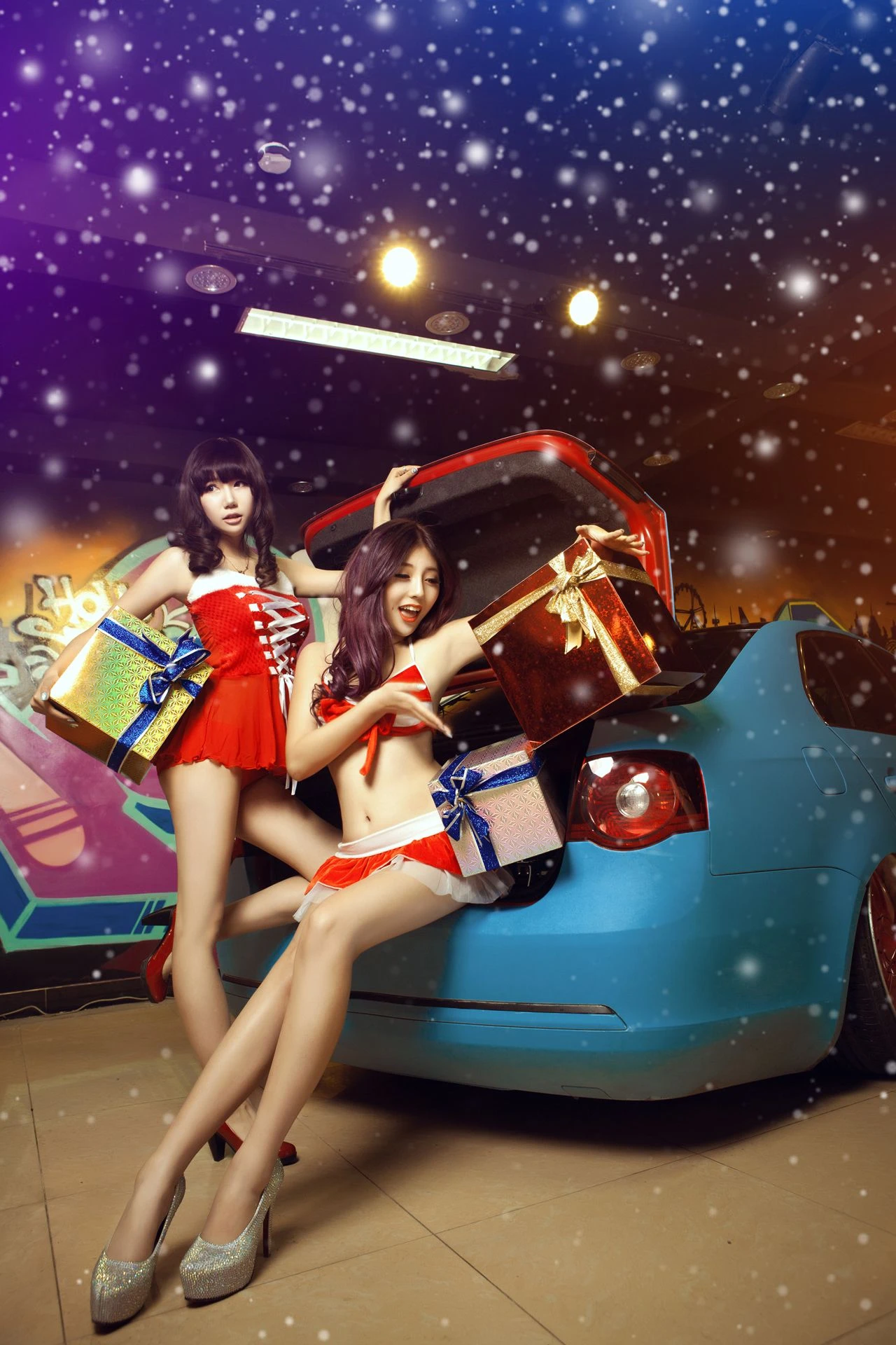 甜美可爱姐妹花 – 圣诞香车魅影图片合集插图4