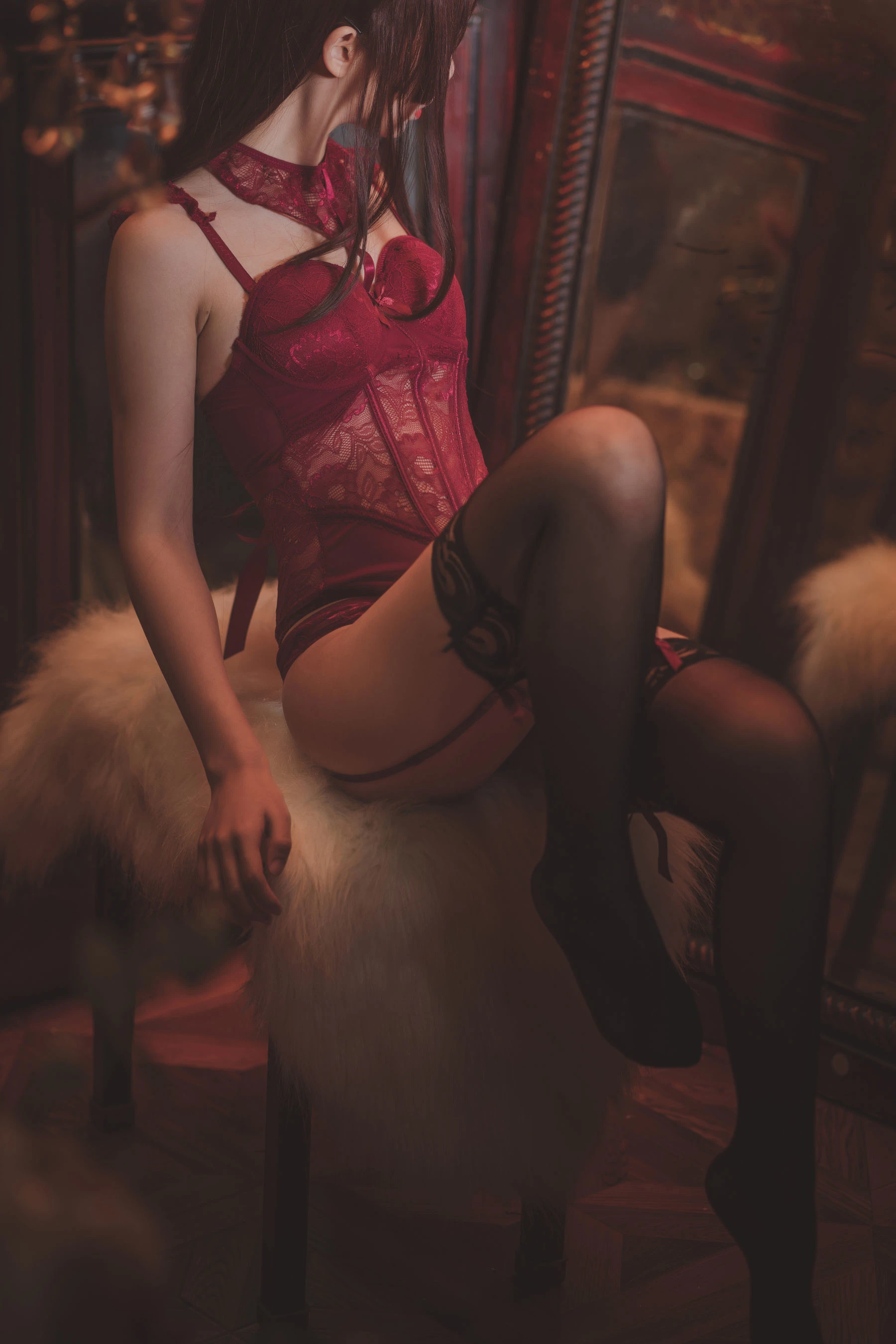 面饼仙儿 – 脑内少女 红色束衣插图1