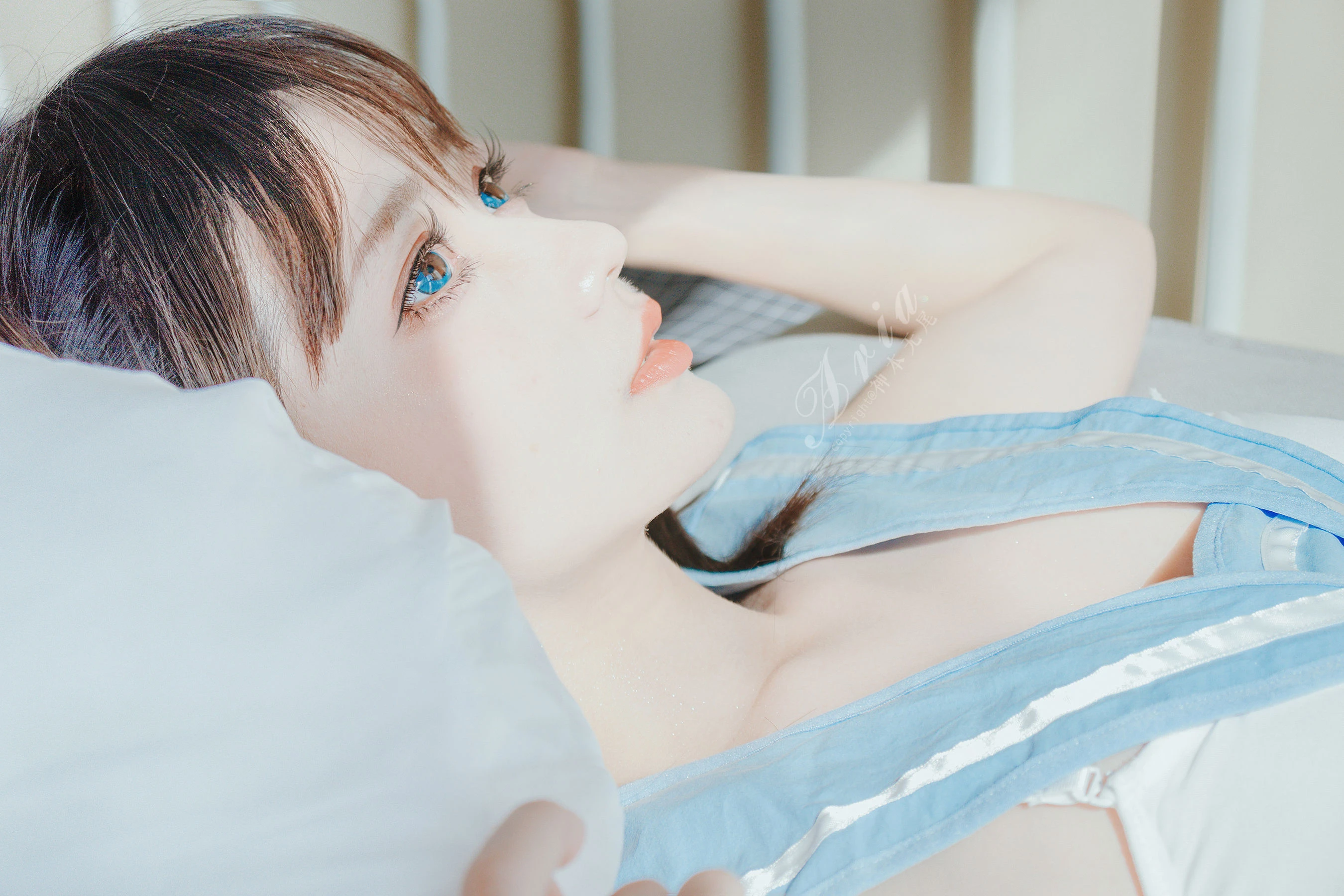 神本无尾_Aria – 蓝色睡裙插图5