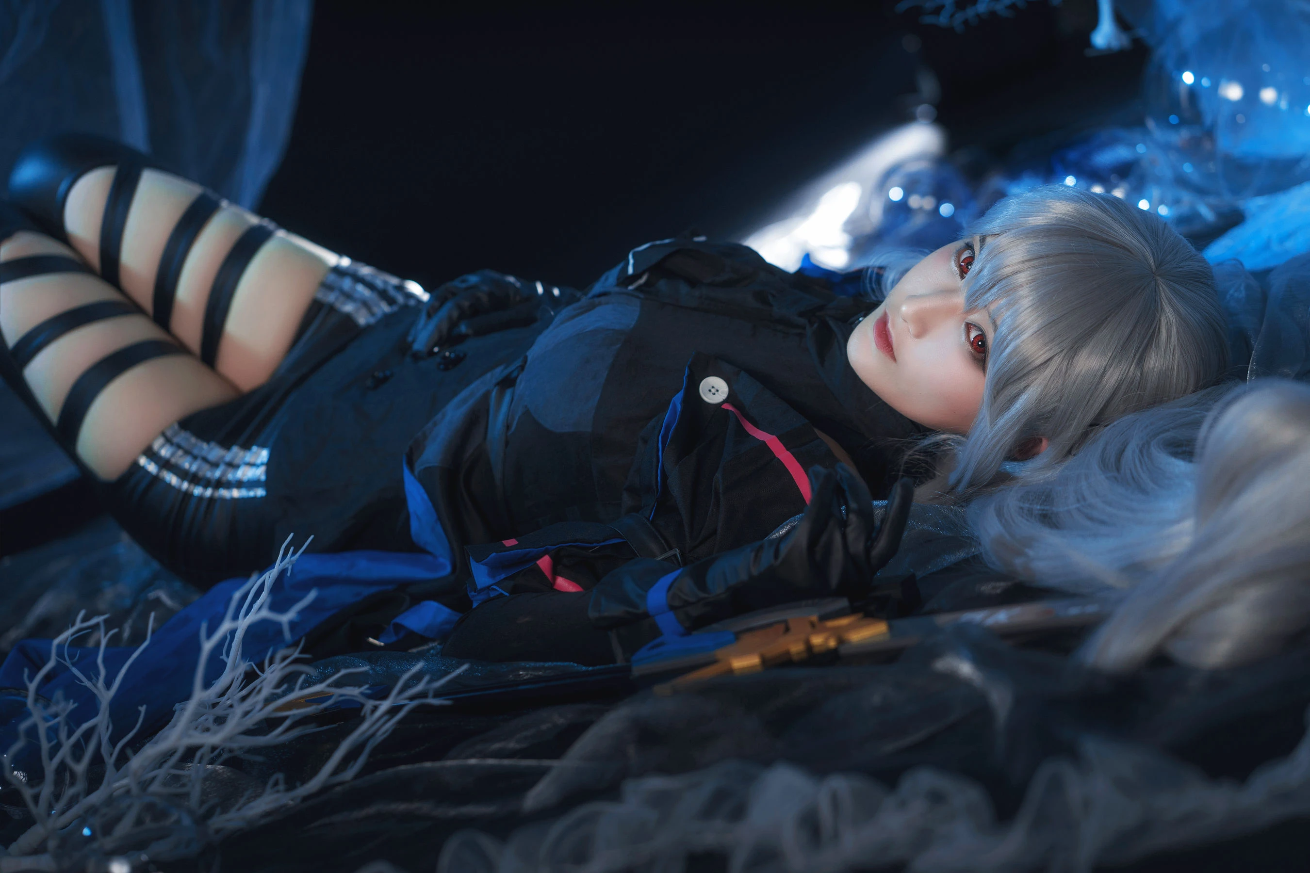 动漫博主铁板烧鬼舞w – 斯卡蒂插图4