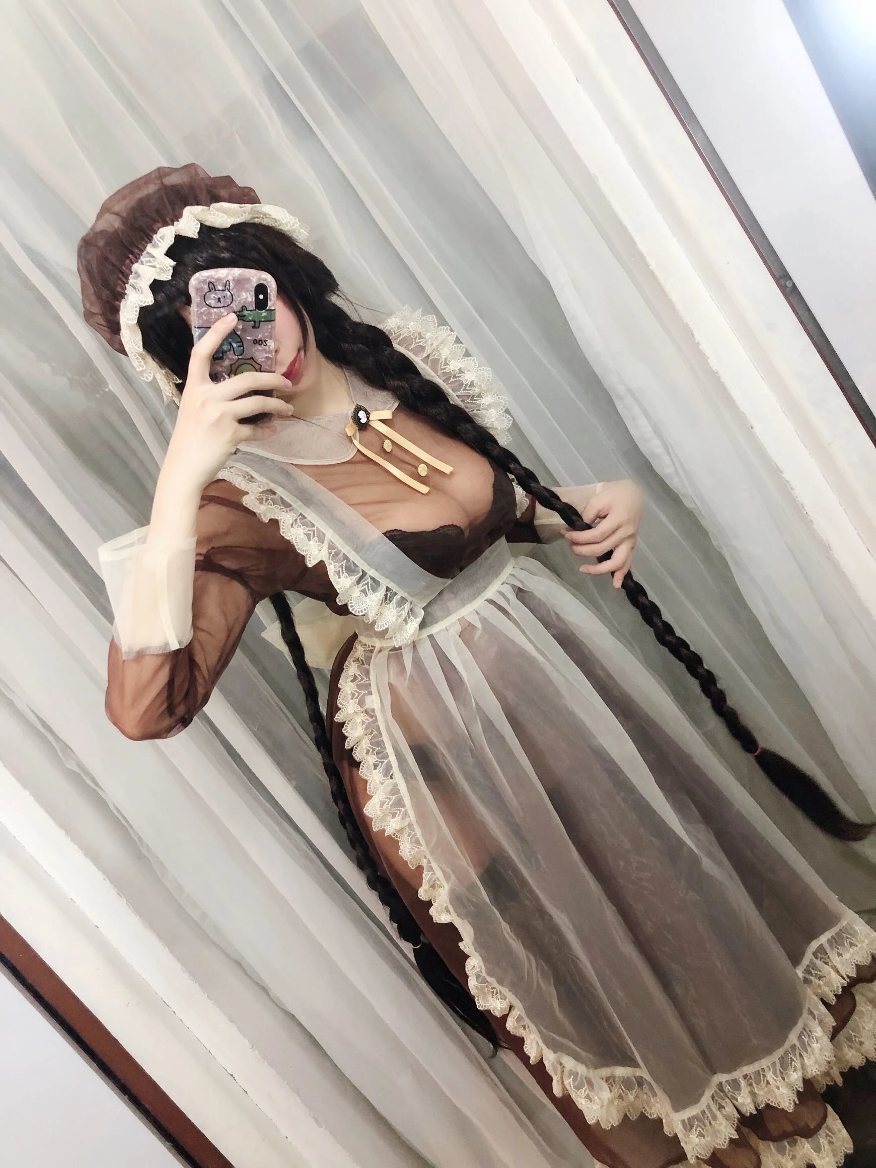 二次元巨乳美女鹿野希 透明女仆插图2